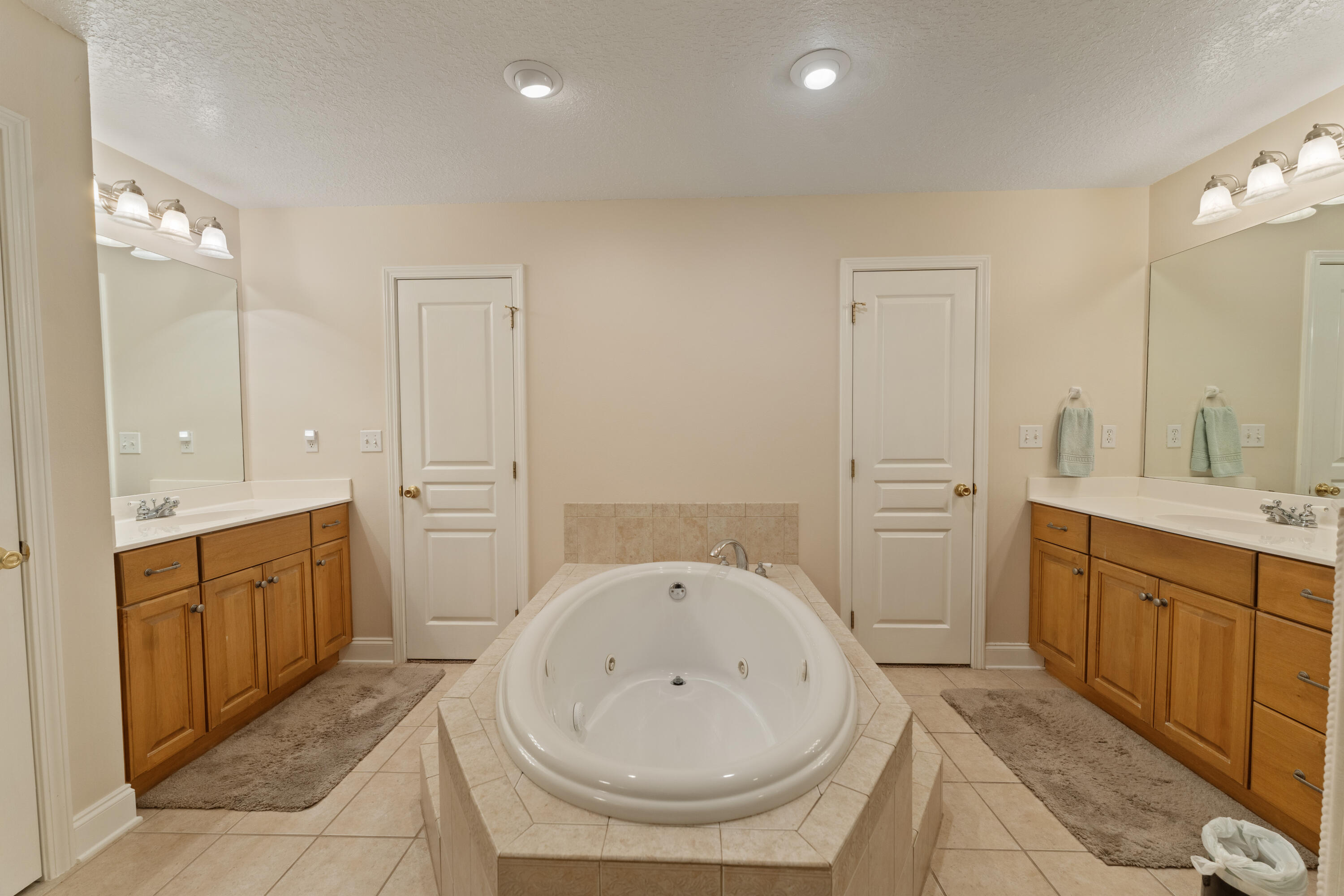 SILVER OAKS PH 1 - Residential