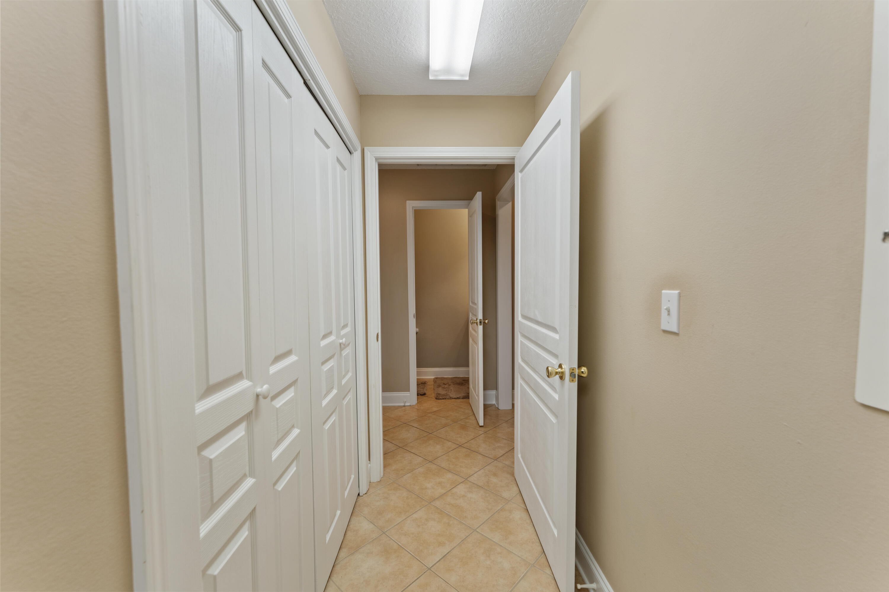 SILVER OAKS PH 1 - Residential
