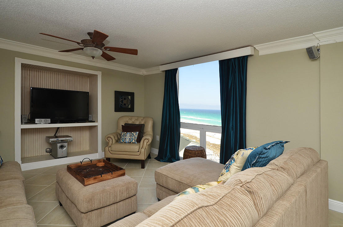 SHORELINE TOWERS 1 - Residential