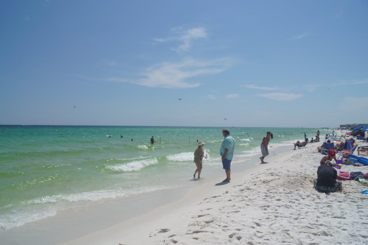 SHORELINE TOWERS 1 - Residential