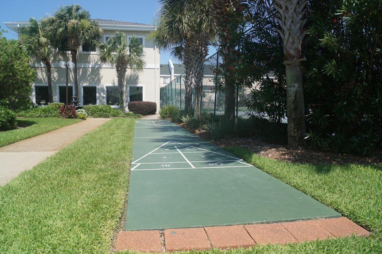 SHORELINE TOWERS 1 - Residential