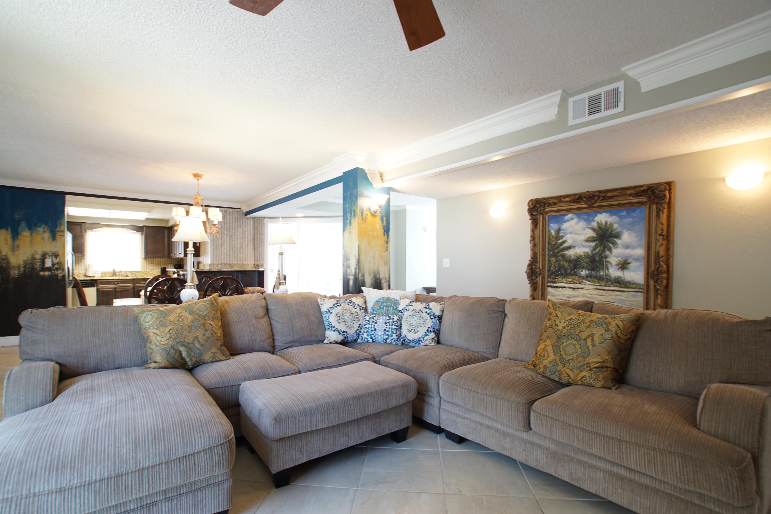 SHORELINE TOWERS 1 - Residential