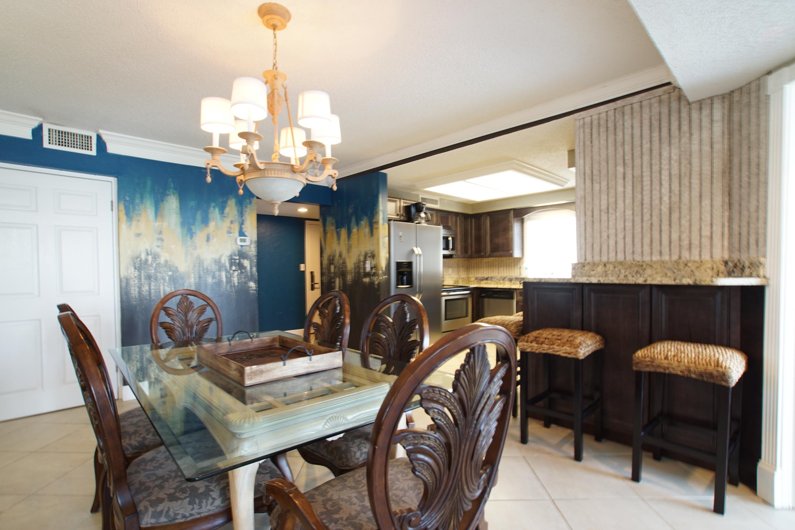 SHORELINE TOWERS 1 - Residential