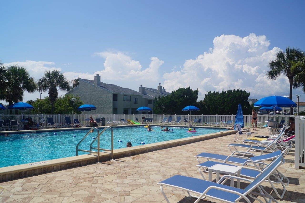 SHORELINE TOWERS 1 - Residential