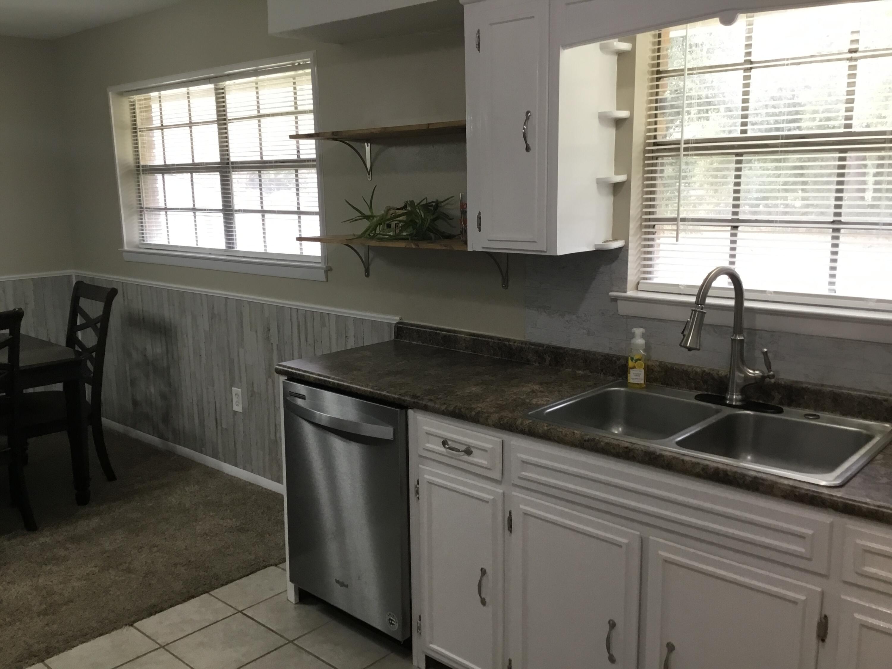 CRESTVIEW (231100.00) - Residential