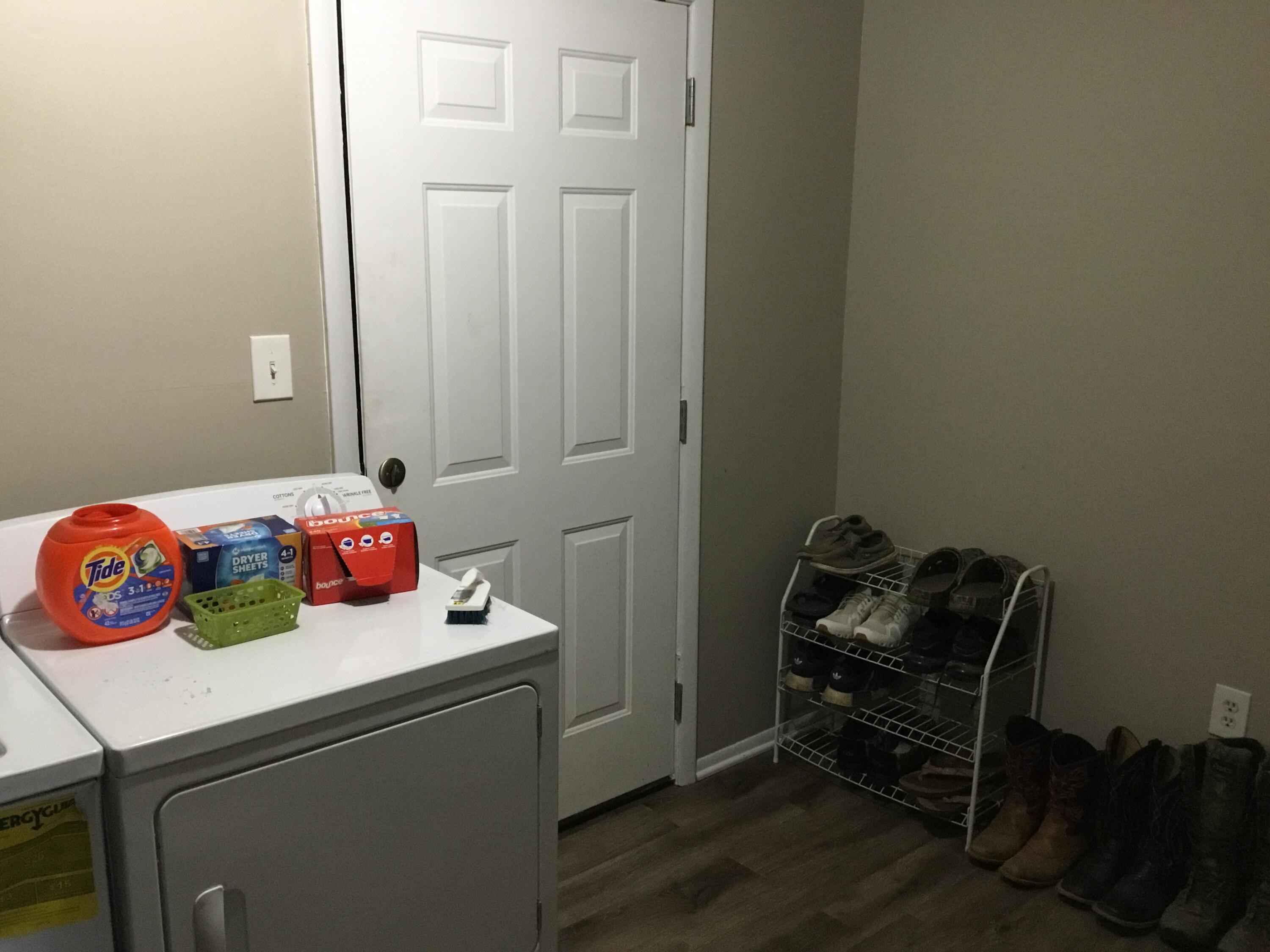 CRESTVIEW (231100.00) - Residential