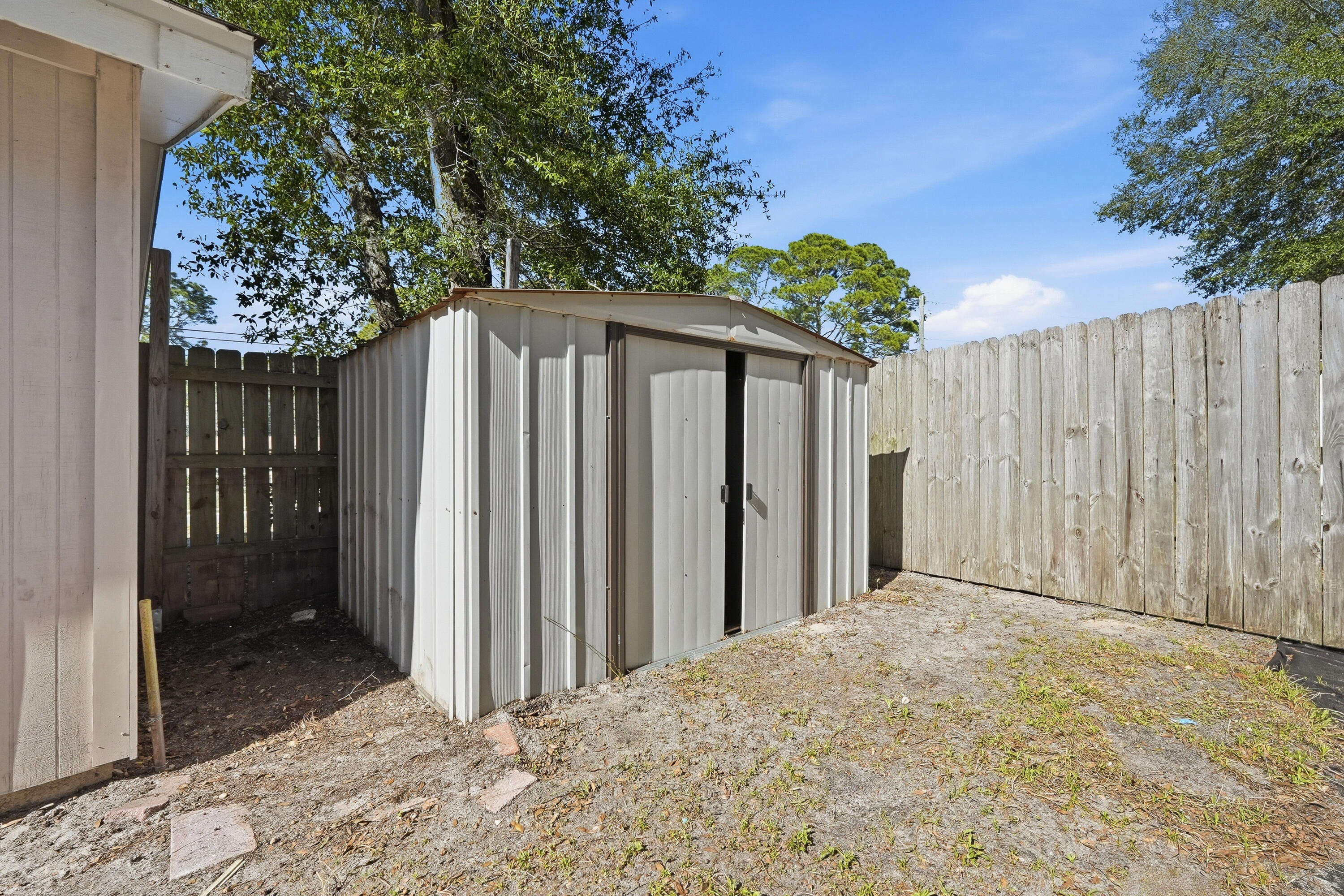 SPRINGDALE - Residential Lease