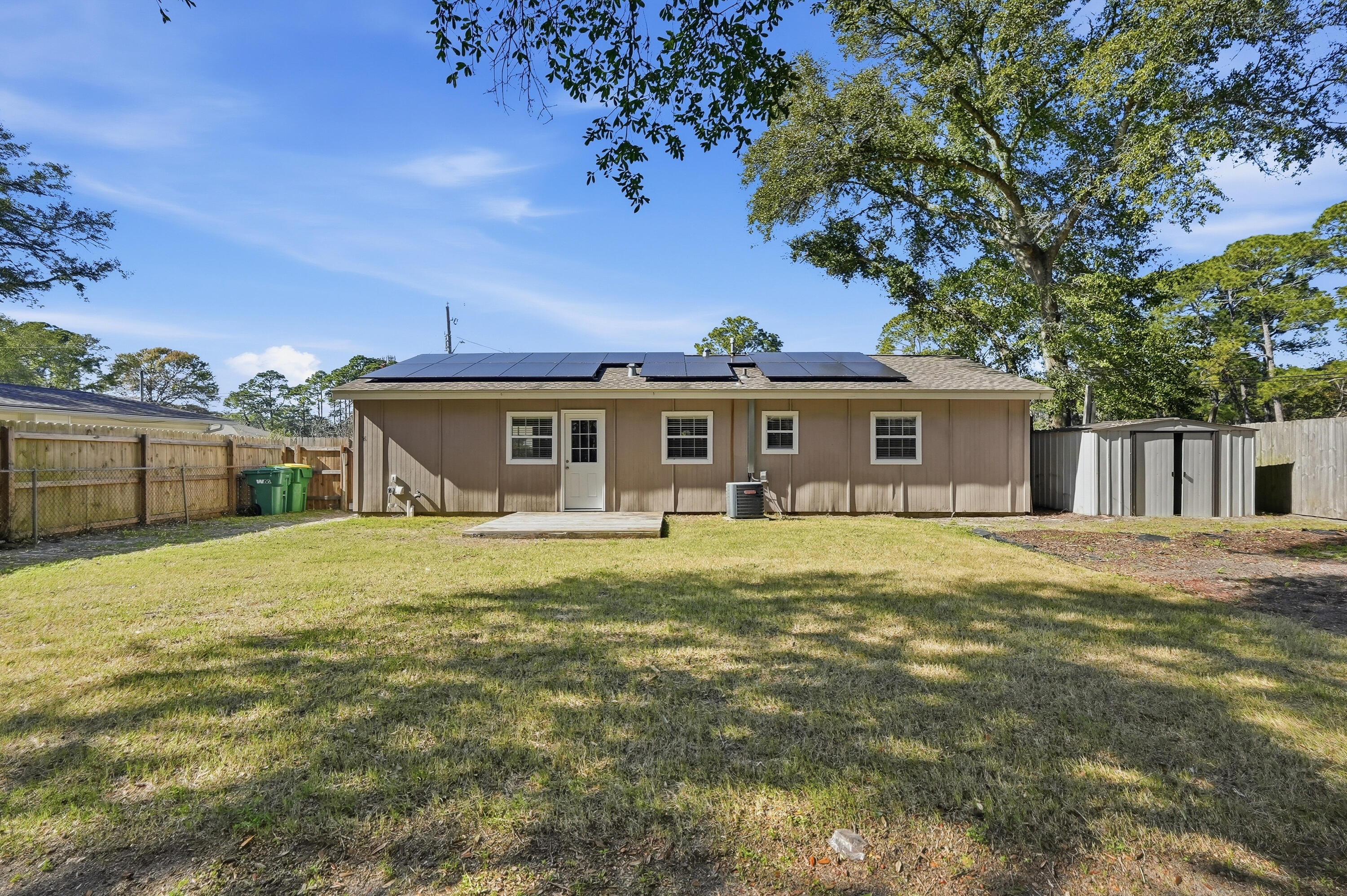 SPRINGDALE - Residential Lease