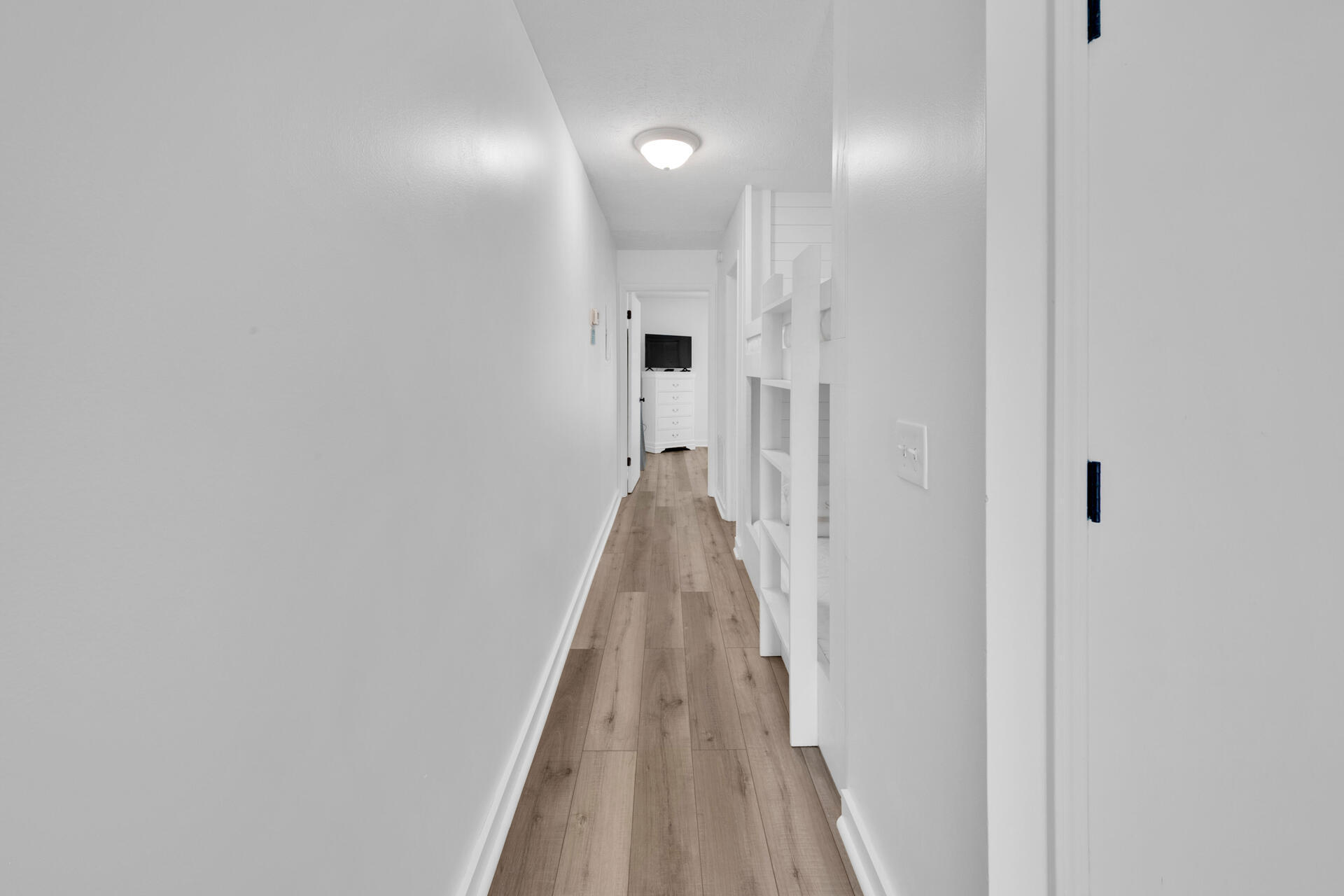 SOUTHWIND 2 CONDO - Residential