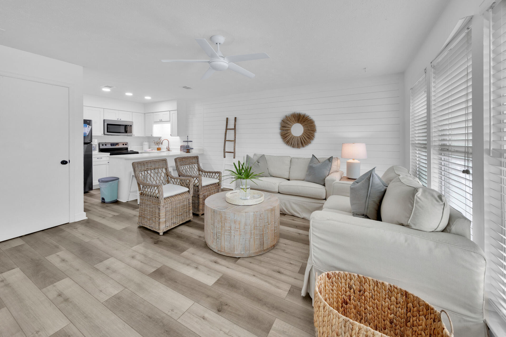 SOUTHWIND 2 CONDO - Residential