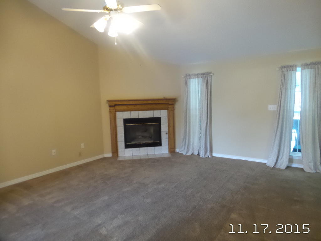 PAGE PLACE 3 PH 1 - Residential Lease