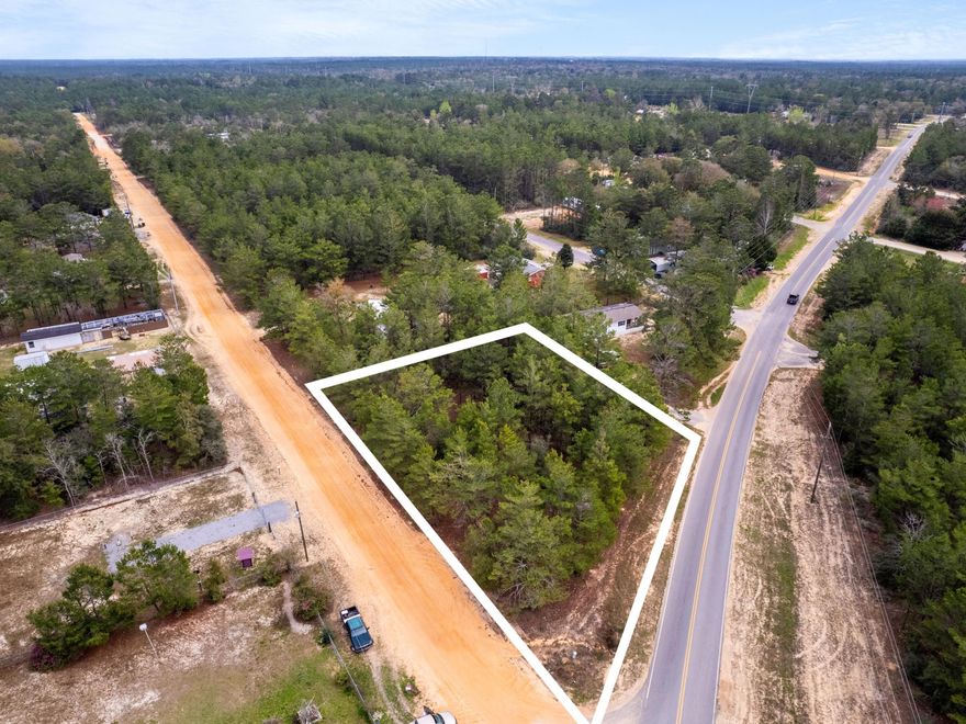 This double corner lot in the Oakwood Hills neighborhood is smartly priced and well-located with easy access to U.S. Highway 90 and I-10. Build your home in a quiet neighborhood with no build-out time or HOA fees.