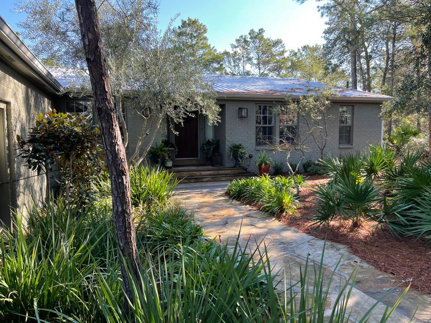 Entered for comp purposes. Updated and remodeled throughout.