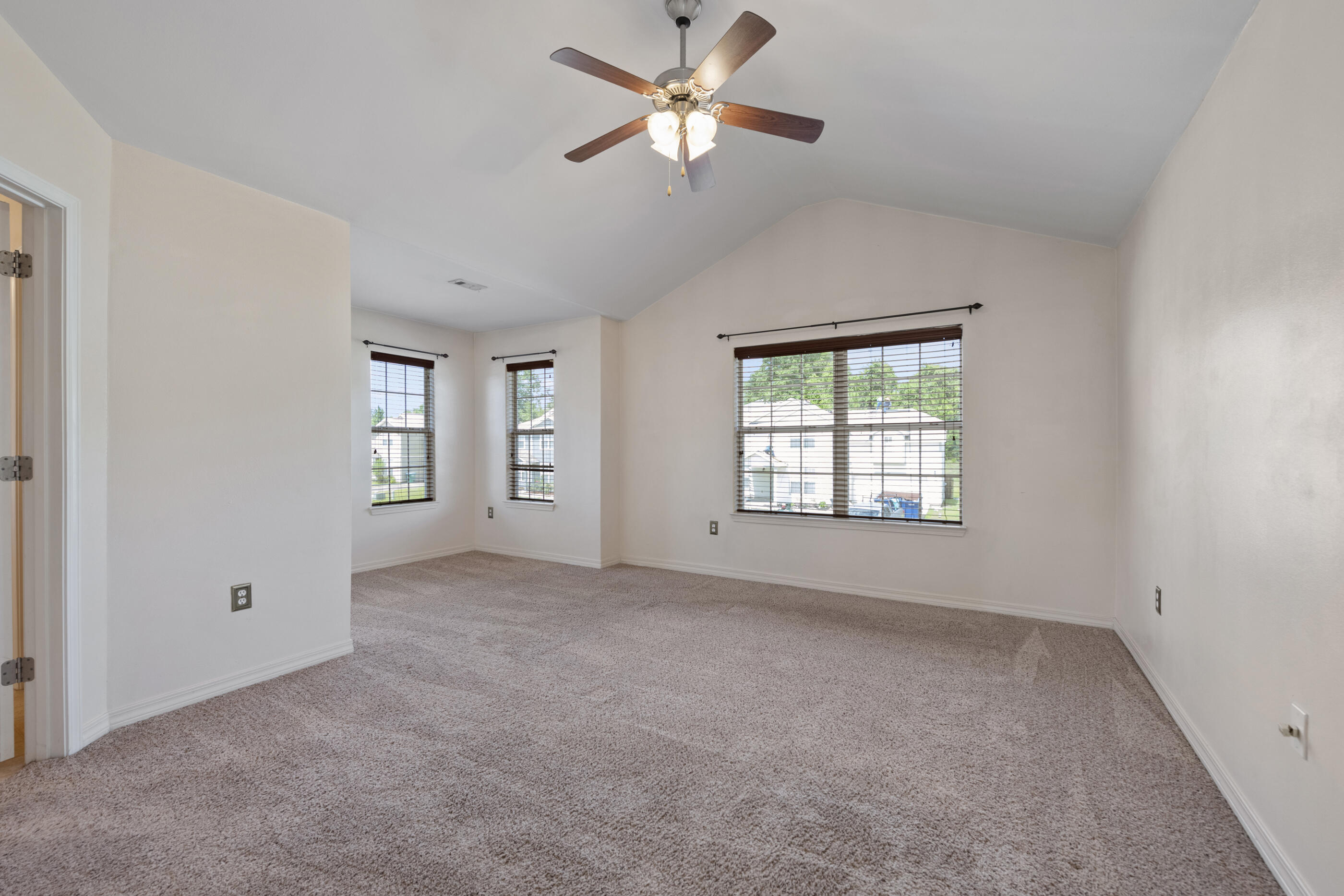 SANDY RIDGE ESTATES - Residential