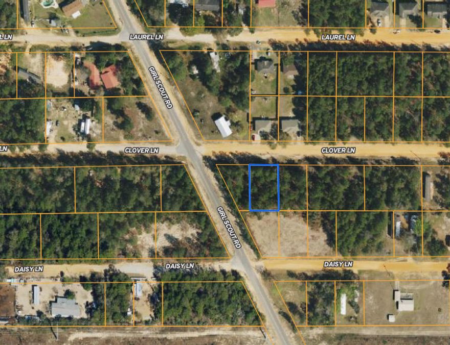 This 80x125  lot is just under 1/4 acre and located just off paved road in growing Mossy Head area of Defuniak Springs. Property is located minutes from Blackstone Golf Course and I-10. Defuniak Springs & Crestview less than 20 minutes and apx. 40 minutes to Niceville & Eglin AFB. No utilities currently on the property but power on street. Public water is available (tap fee would need to be paid through Mossy Head Water Works). Septic would be required. Lot 3 is also available. Manufactured homes allowed!