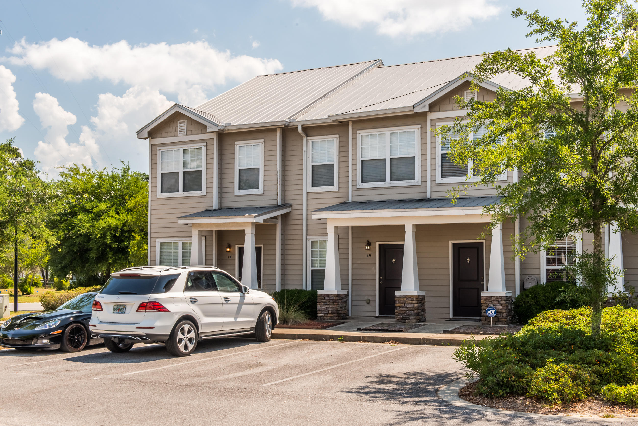 VERANDAS AT FREEPORT - Residential