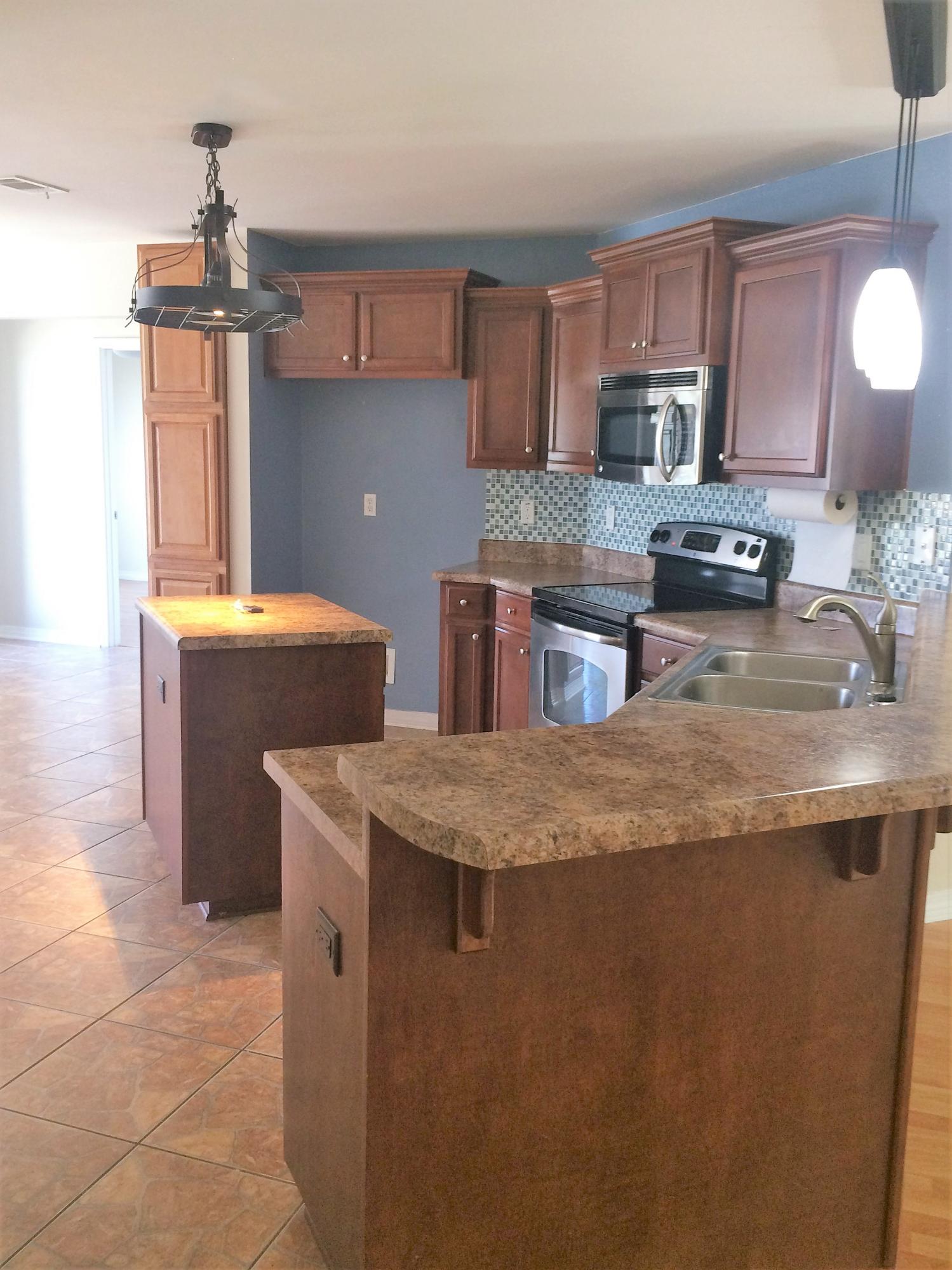 BAY PINES - Residential