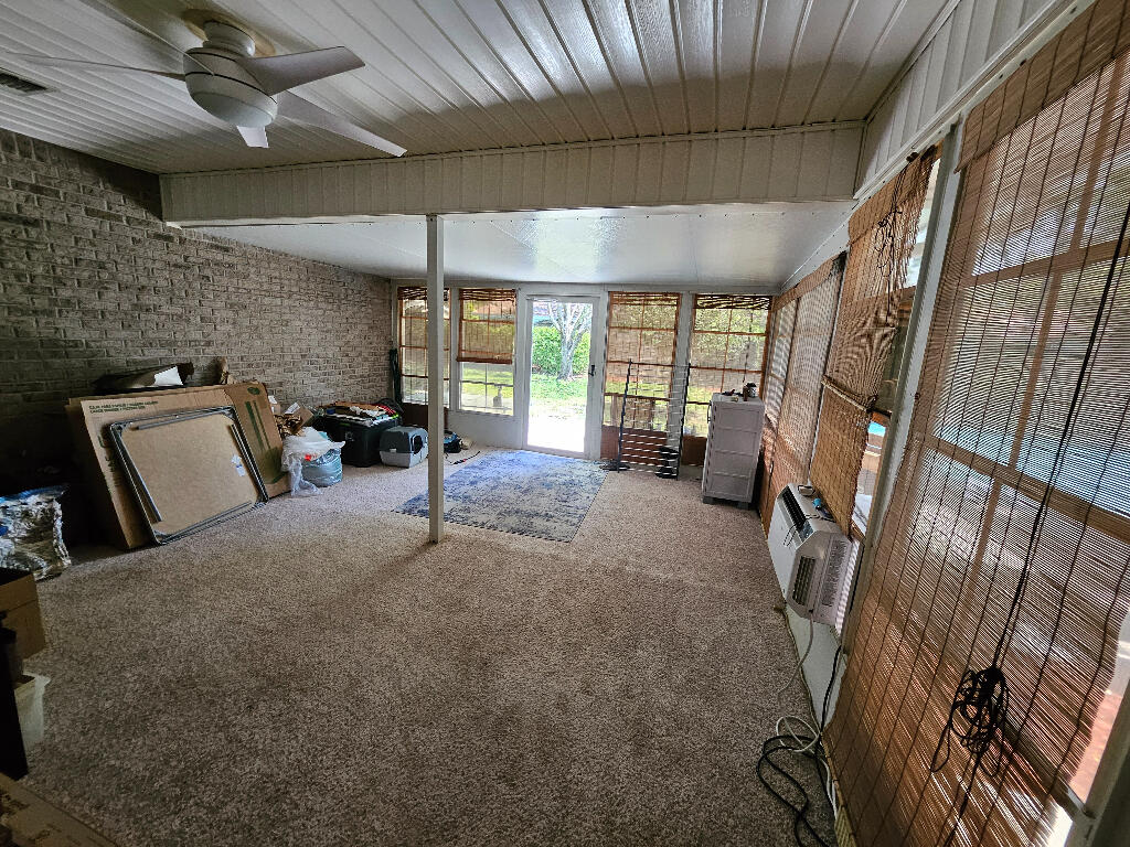 GLENWOOD ACRES - Residential