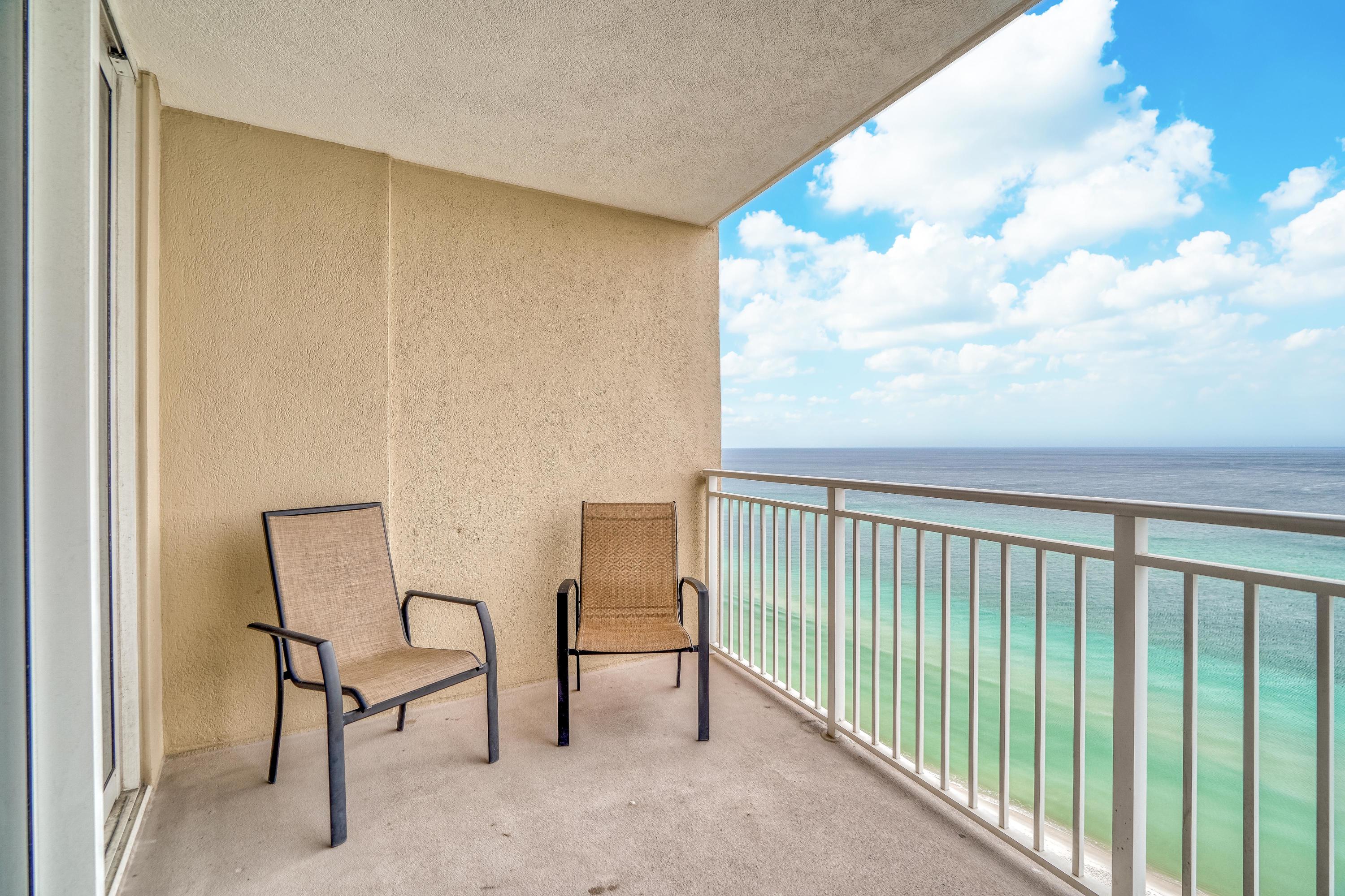 EMERALD BEACH PH 4 - Residential