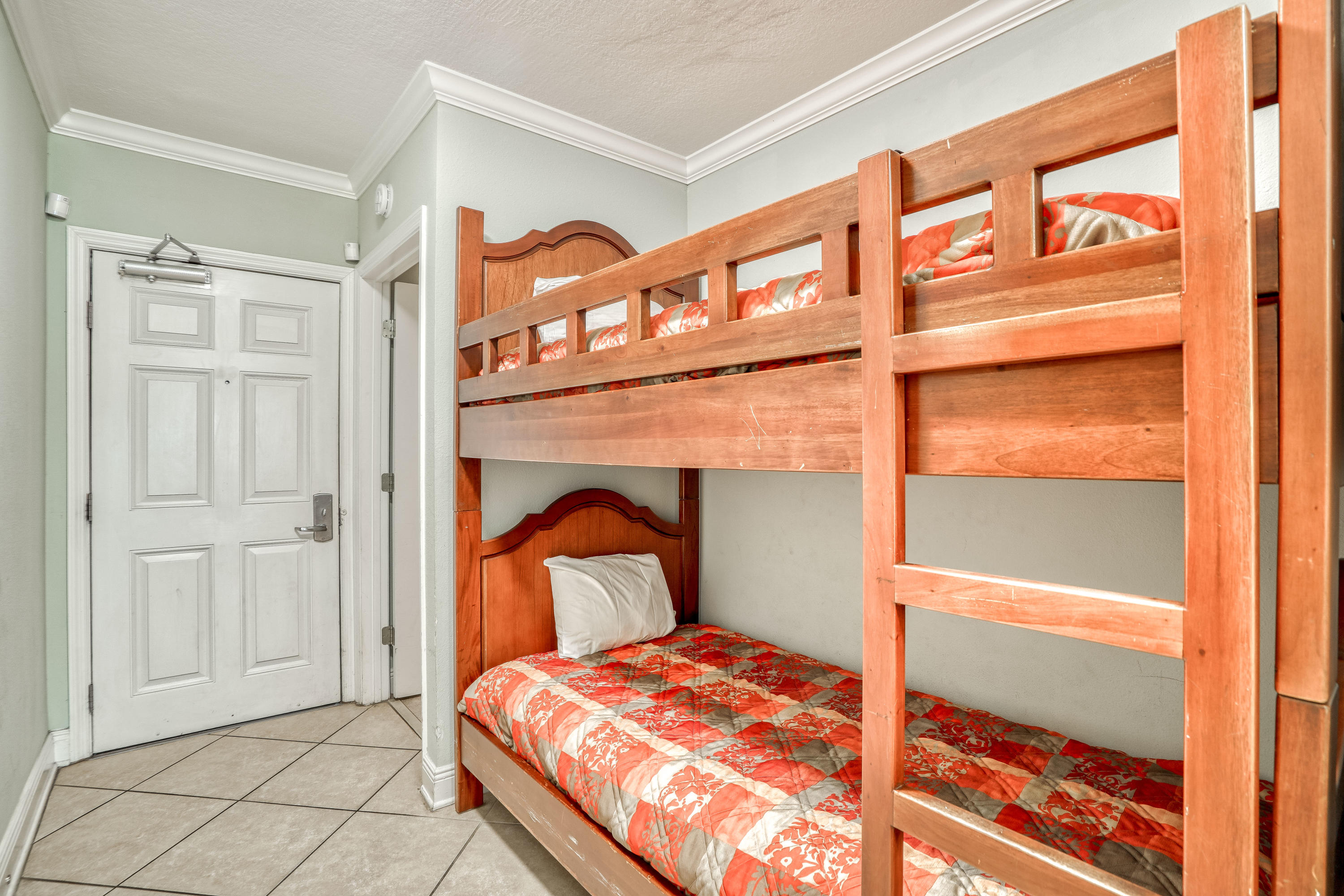 EMERALD BEACH PH 4 - Residential