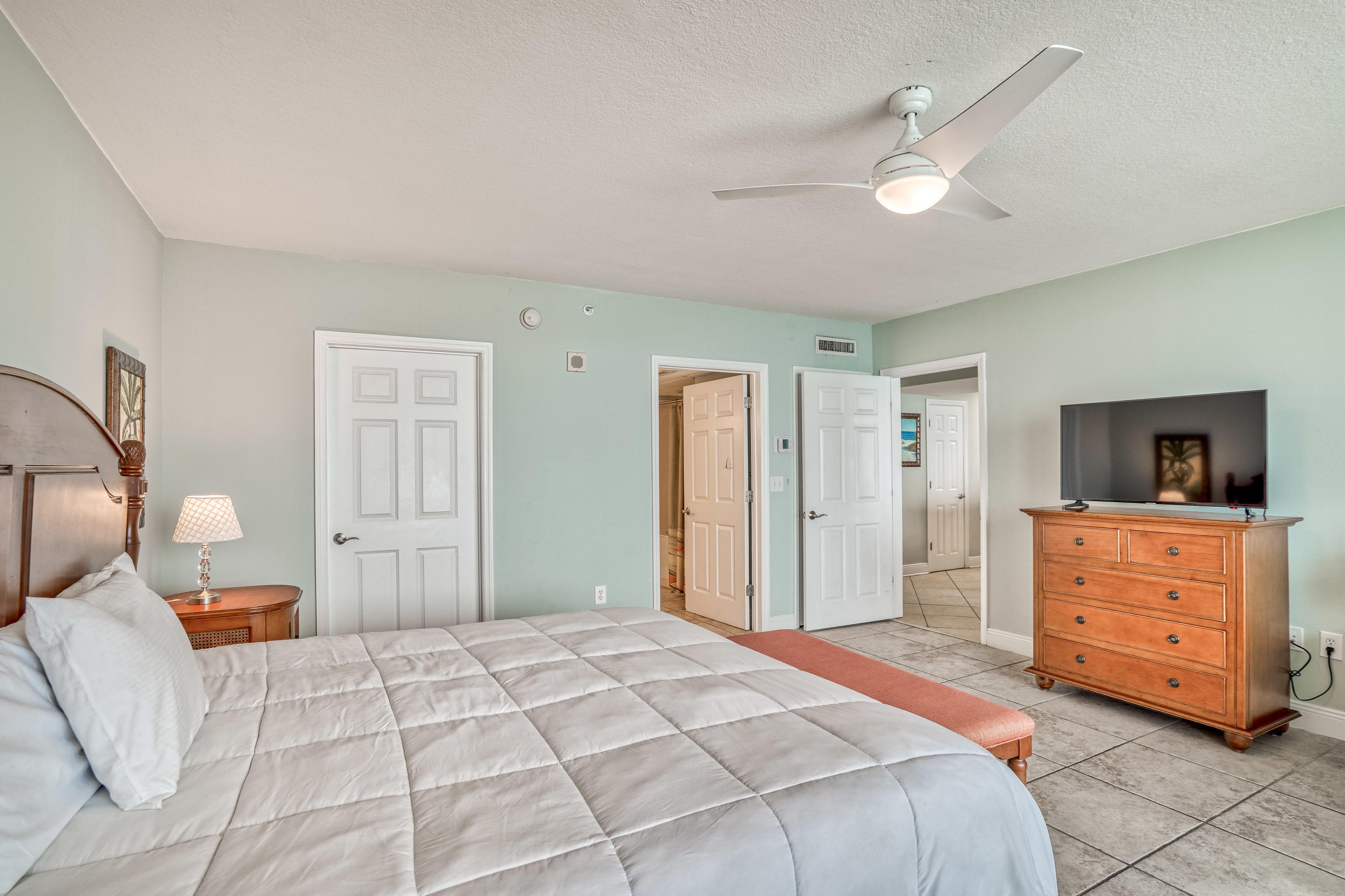 EMERALD BEACH PH 4 - Residential