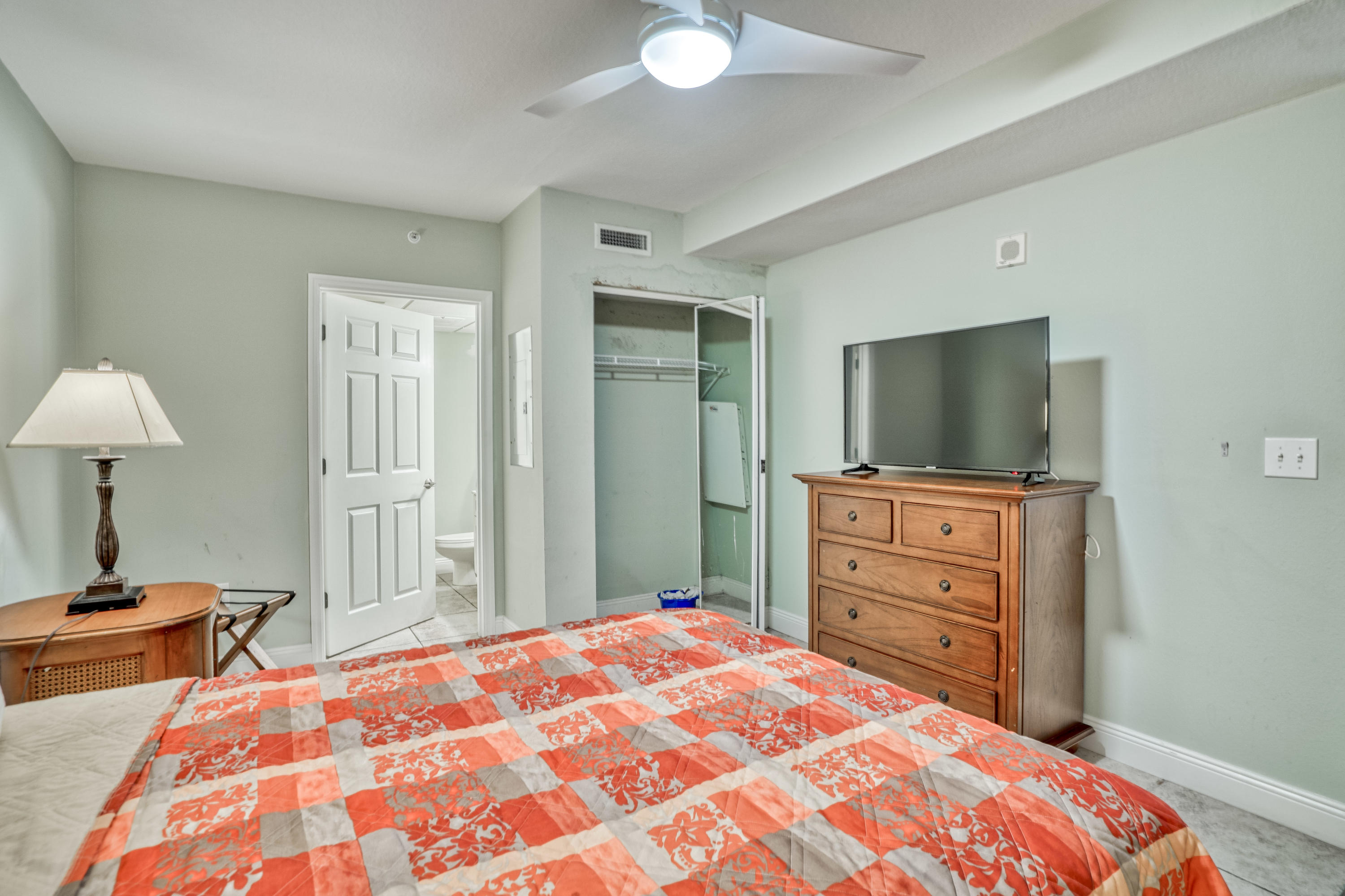 EMERALD BEACH PH 4 - Residential