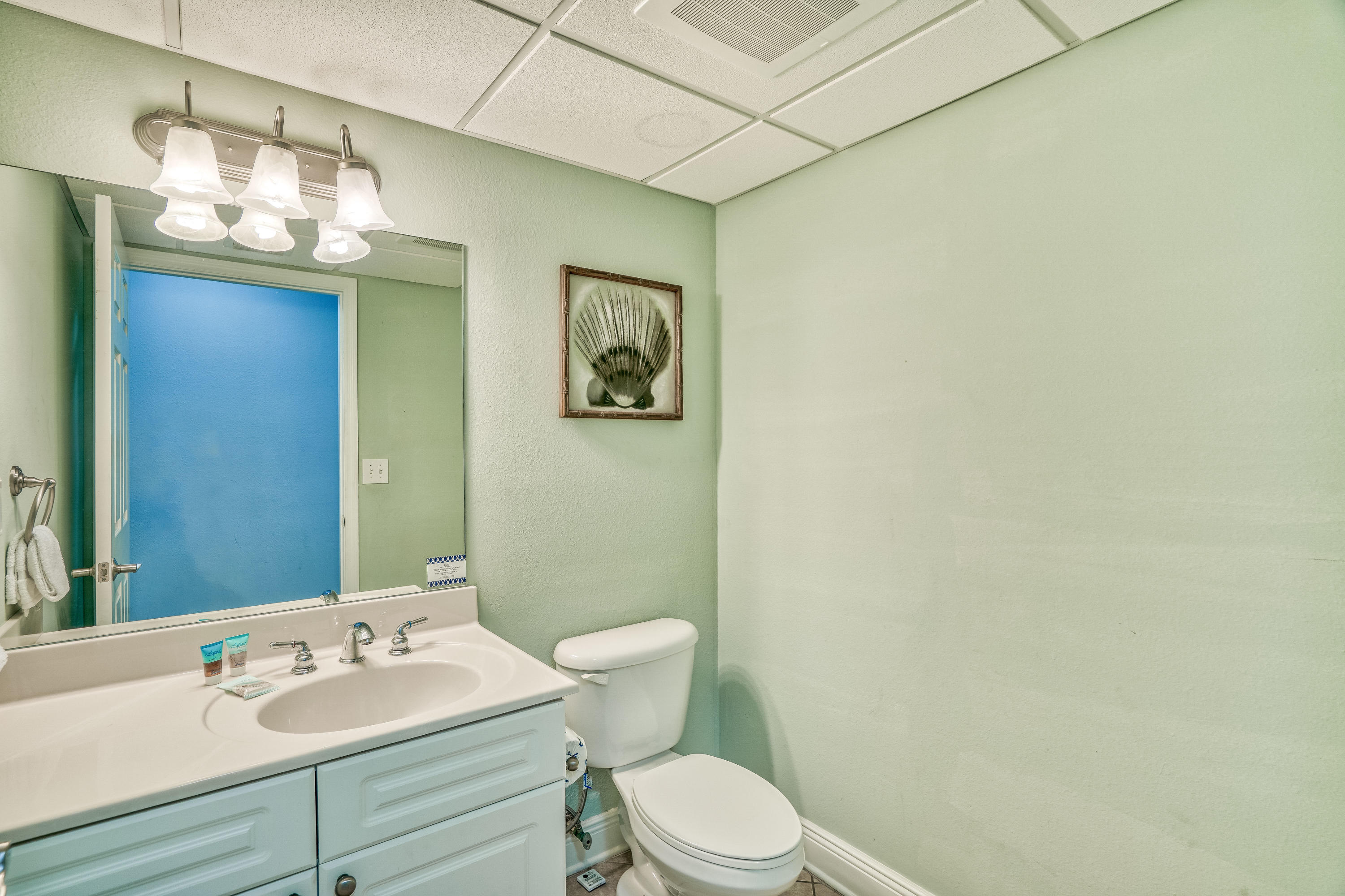 EMERALD BEACH PH 4 - Residential