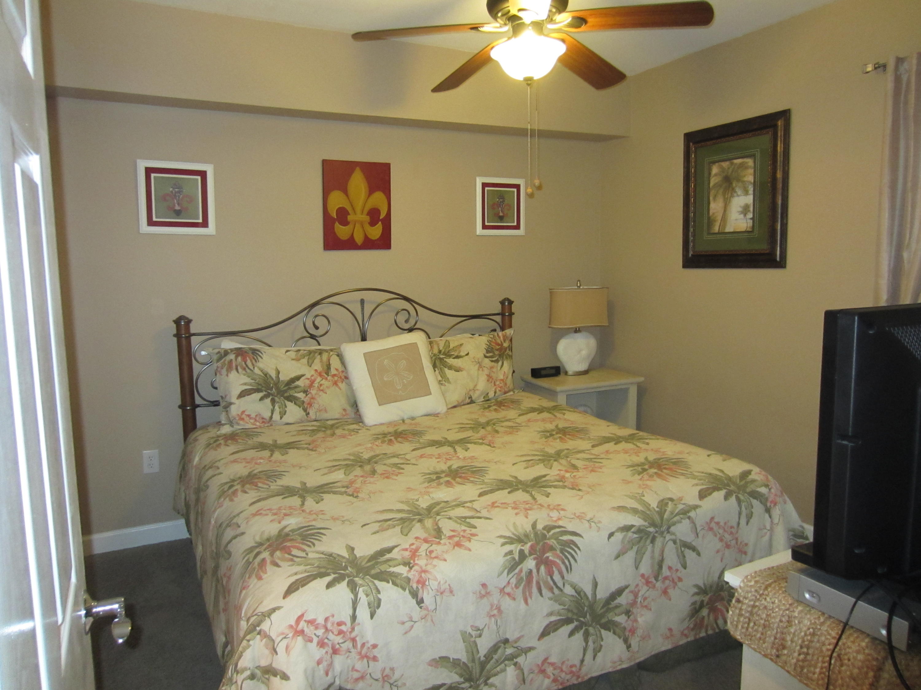 STERLING SHORES - Residential