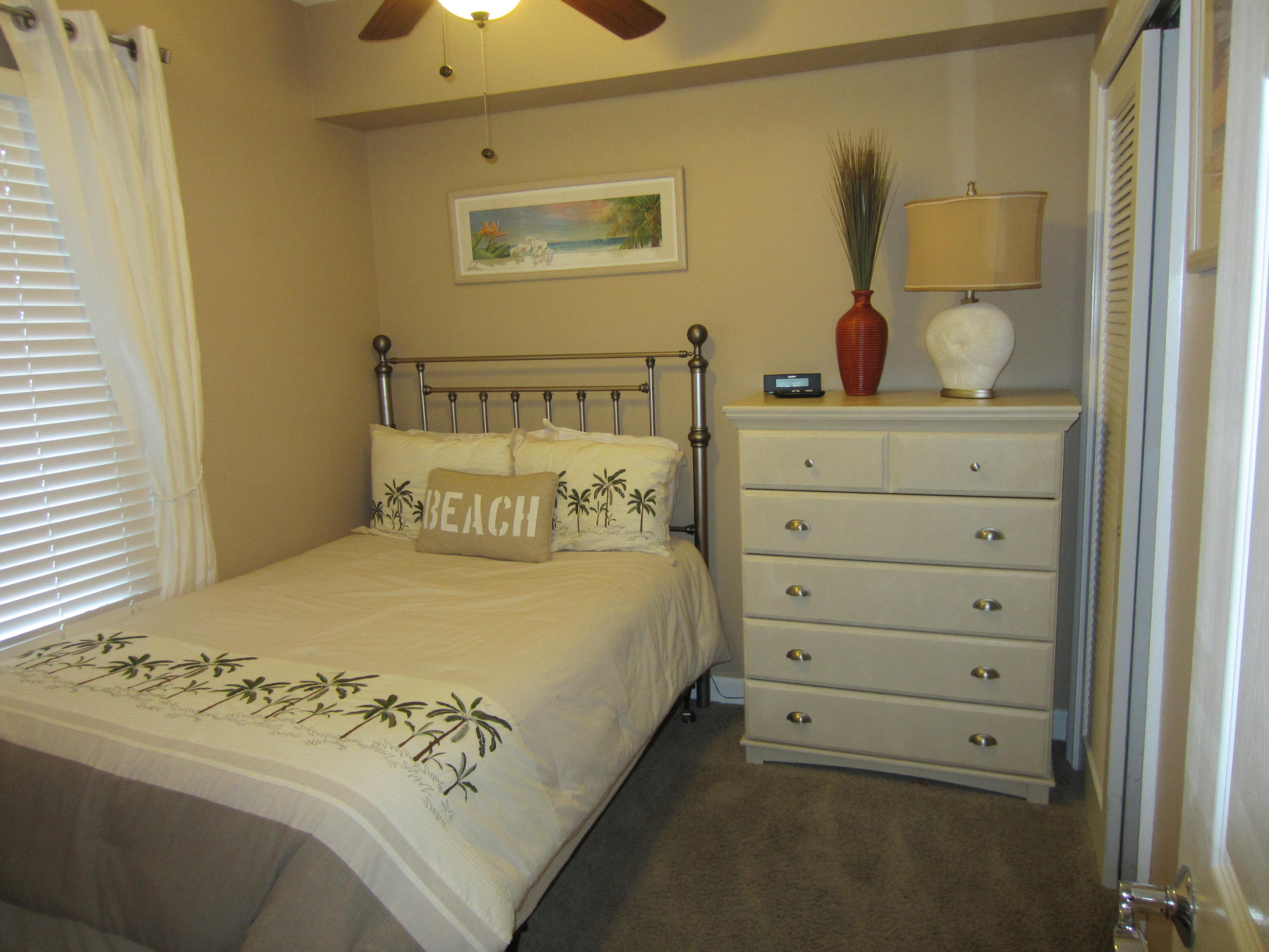 STERLING SHORES - Residential