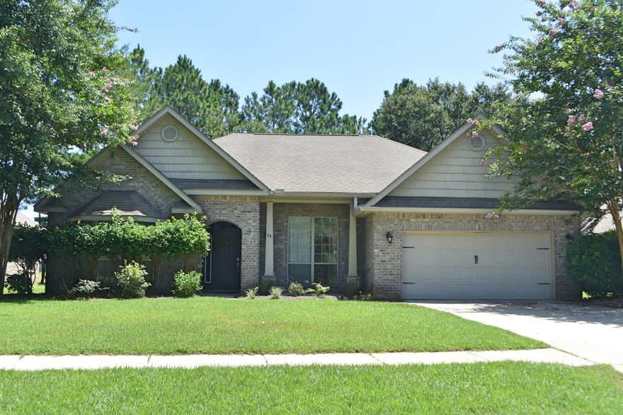 Beautifully updated  split floor plan offers 3 bedrooms and 2 full bathrooms plus an office/Flex space.The floor plan features 2,357 sf of open living space, covered front and back porches and fenced backyard. New LVP flooring. This pond front lot offers serene views of Lake Draco.