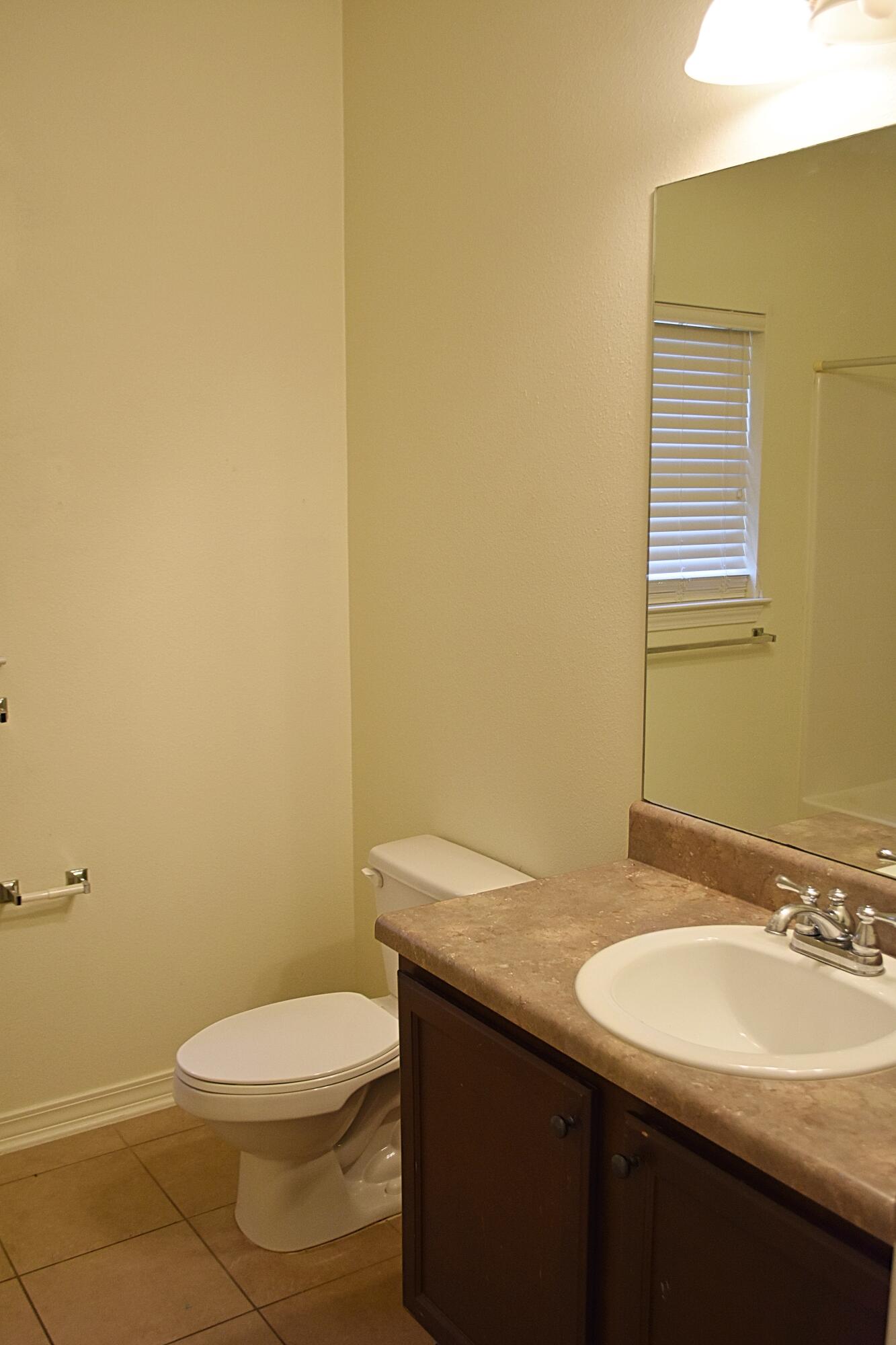 HAMMOCK BAY - Residential Lease