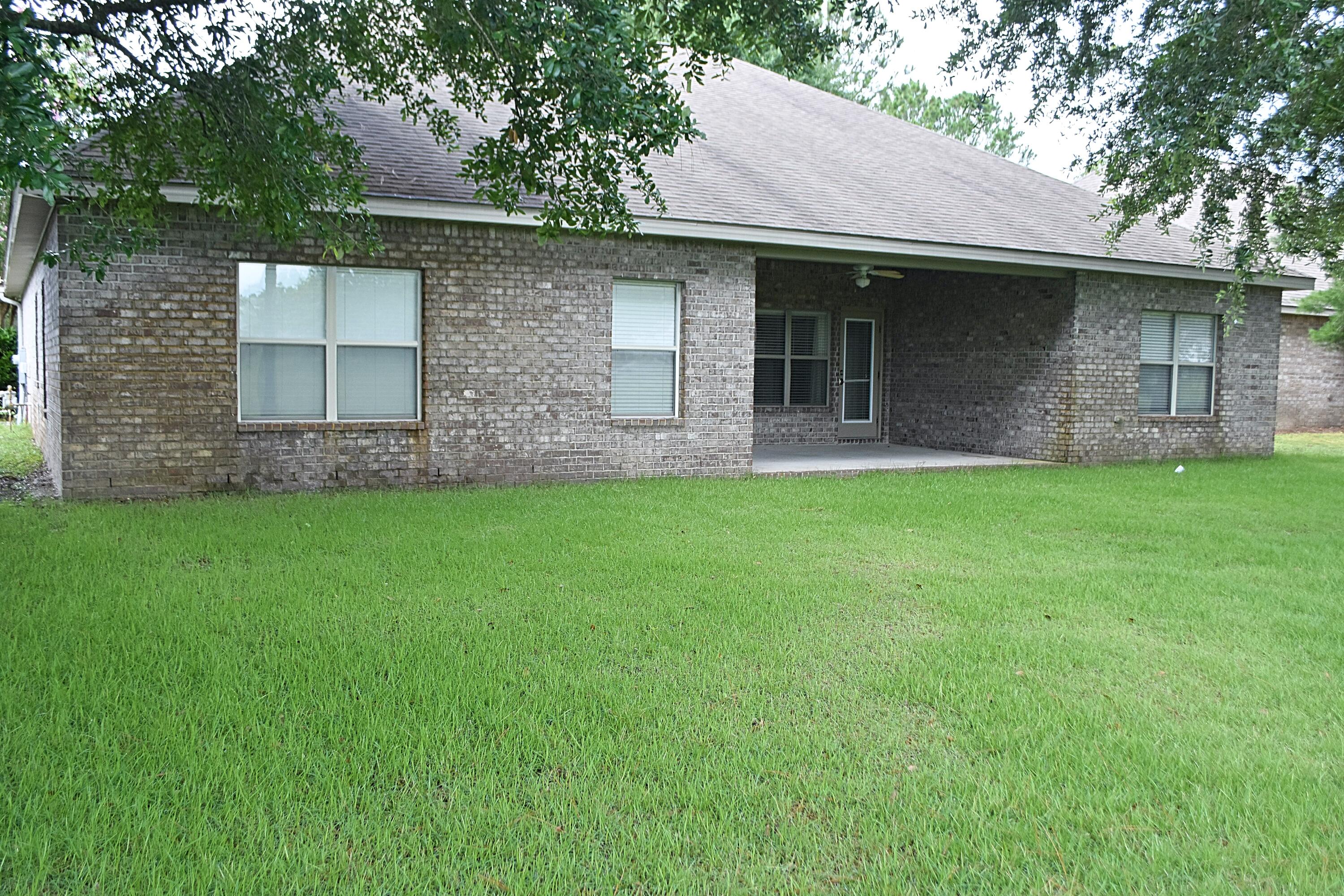 HAMMOCK BAY - Residential Lease