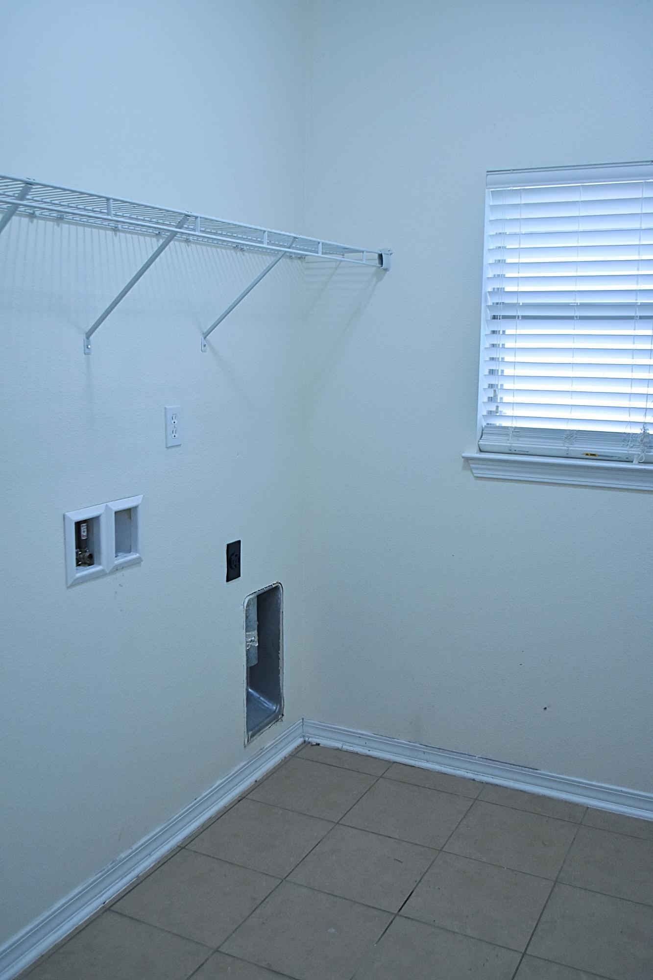 HAMMOCK BAY - Residential Lease