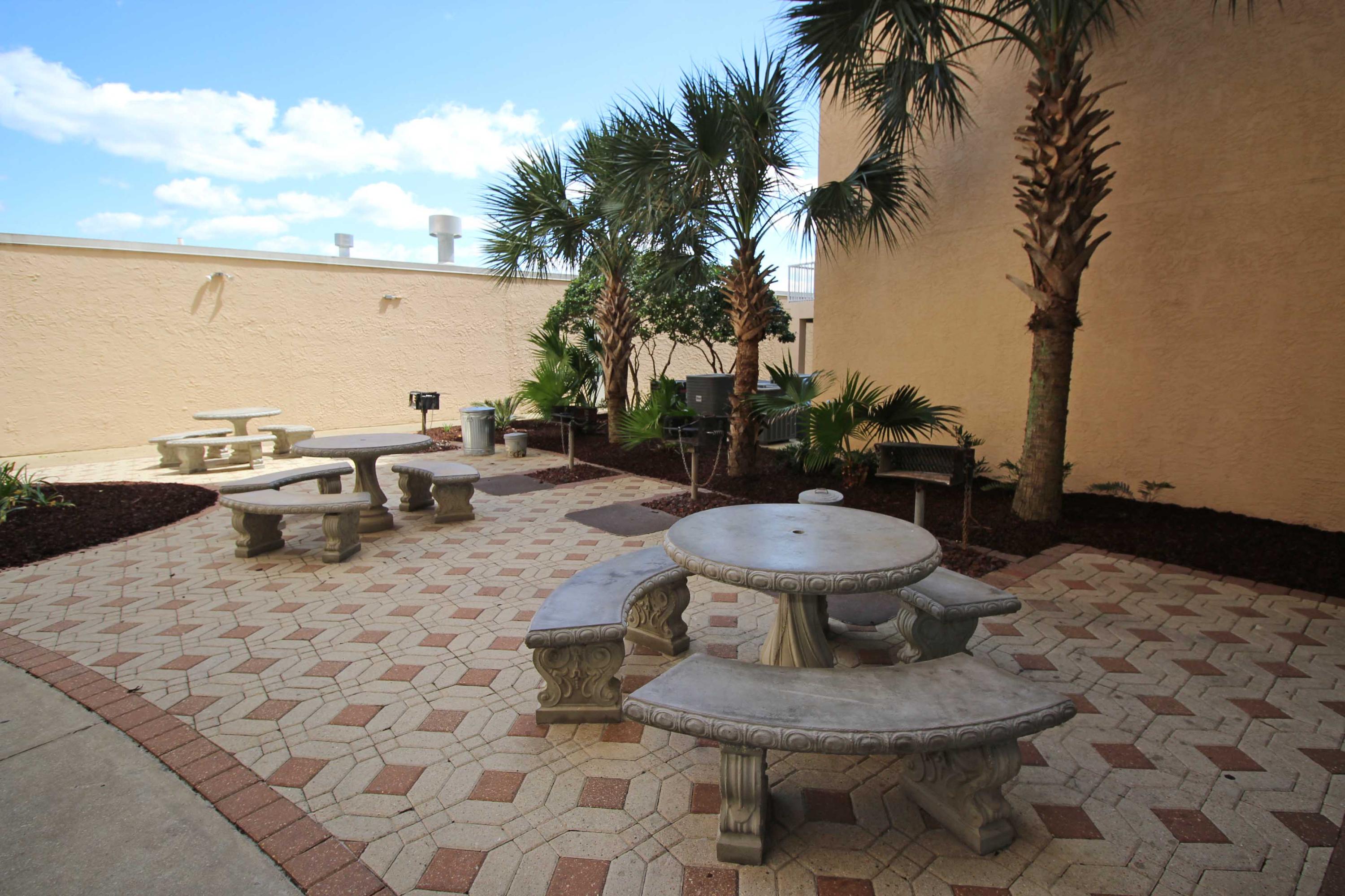 ISLANDER BEACH RESORT PH 2 - Residential