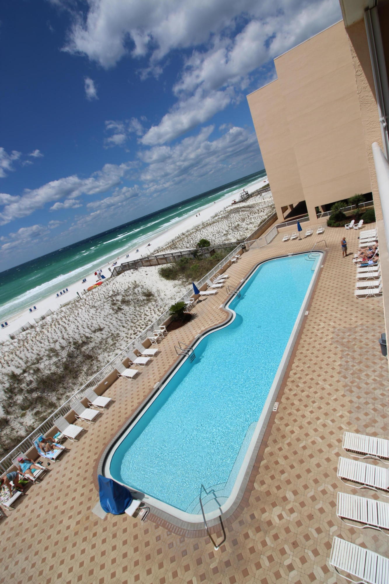 ISLANDER BEACH RESORT PH 2 - Residential