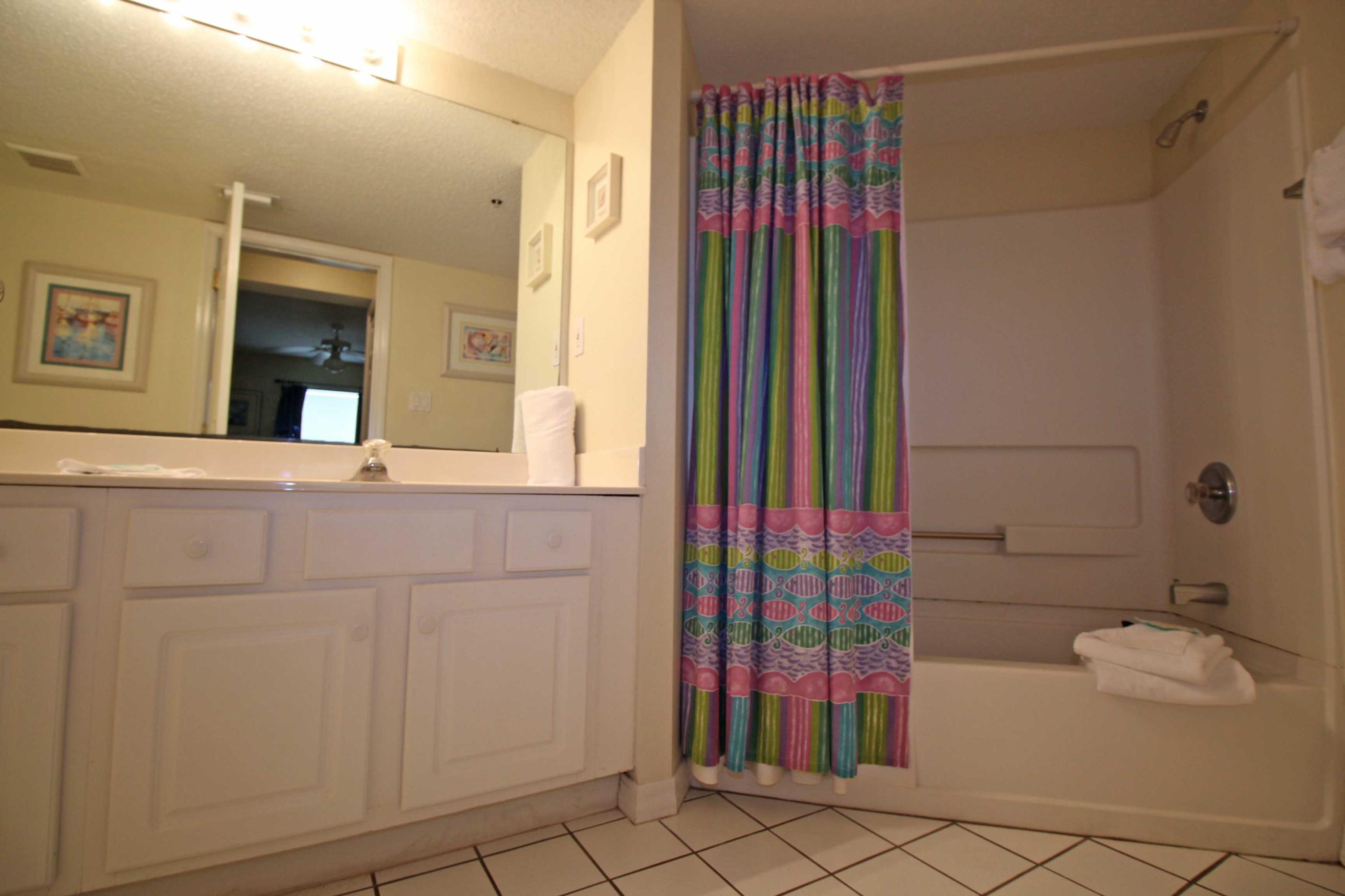 ISLANDER BEACH RESORT PH 2 - Residential