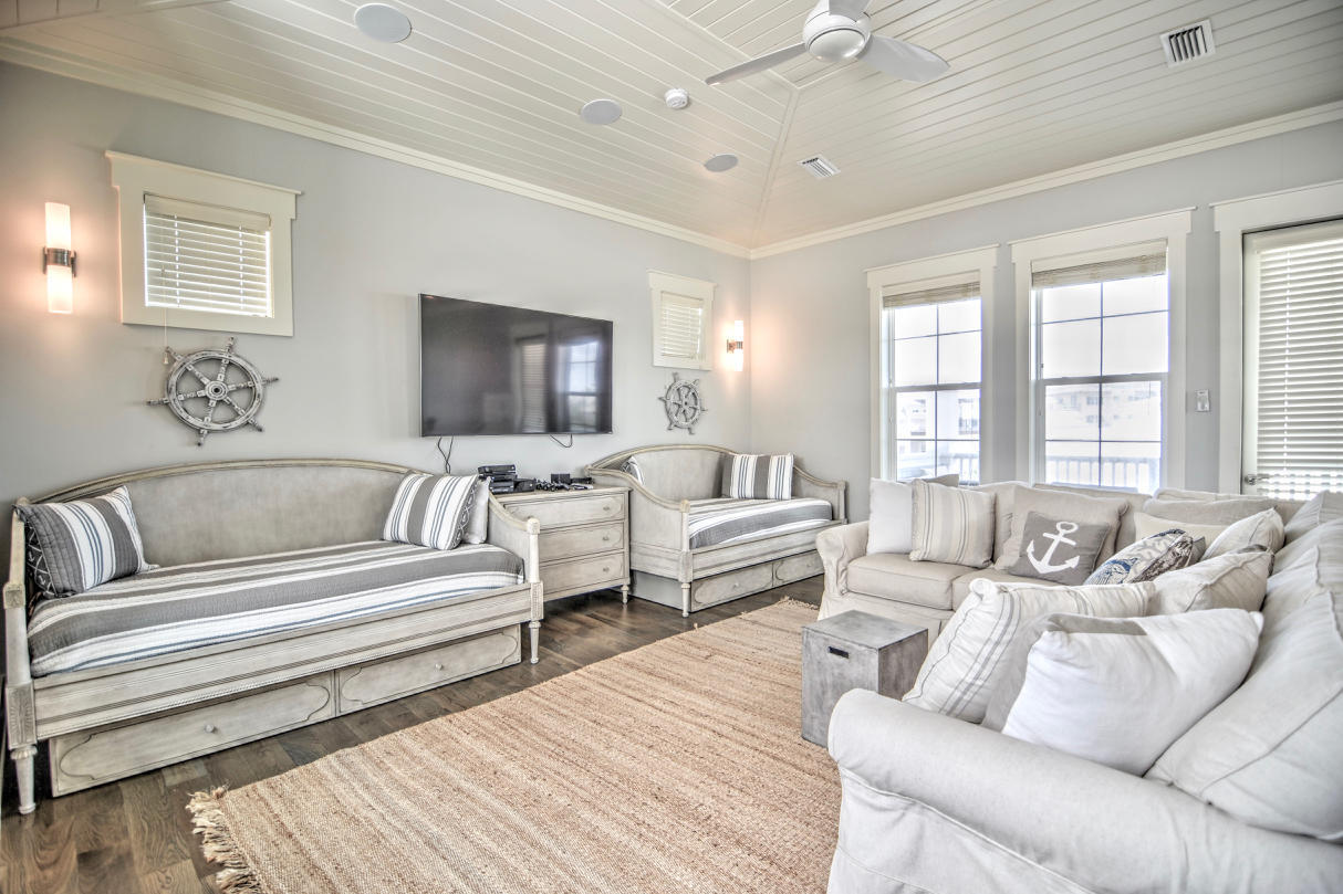 SEACREST BEACH PH 2 - Residential