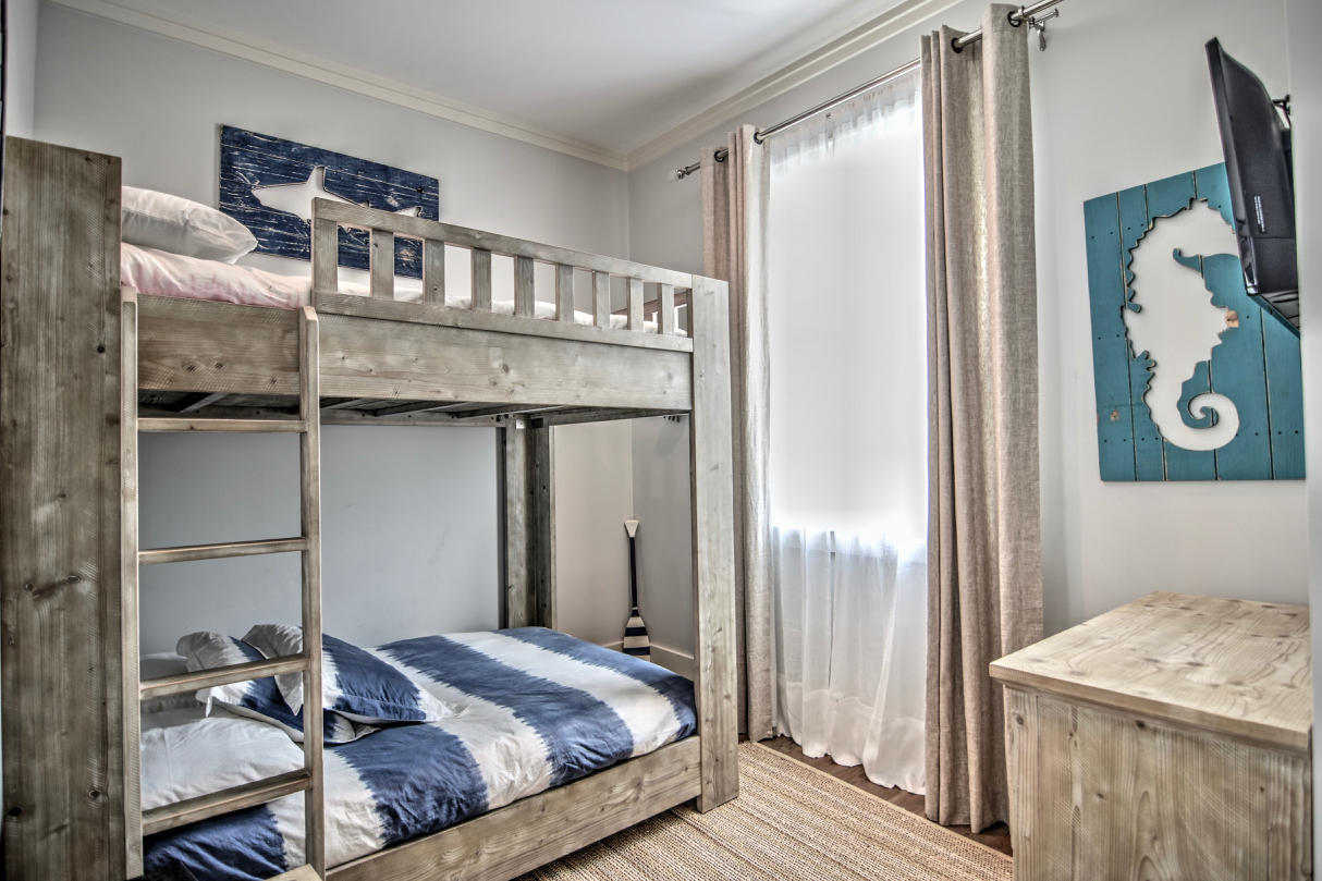 SEACREST BEACH PH 2 - Residential