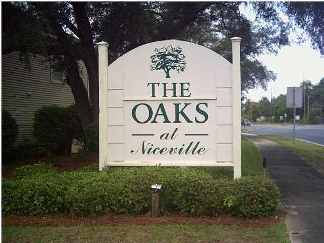 THE OAKS - Residential