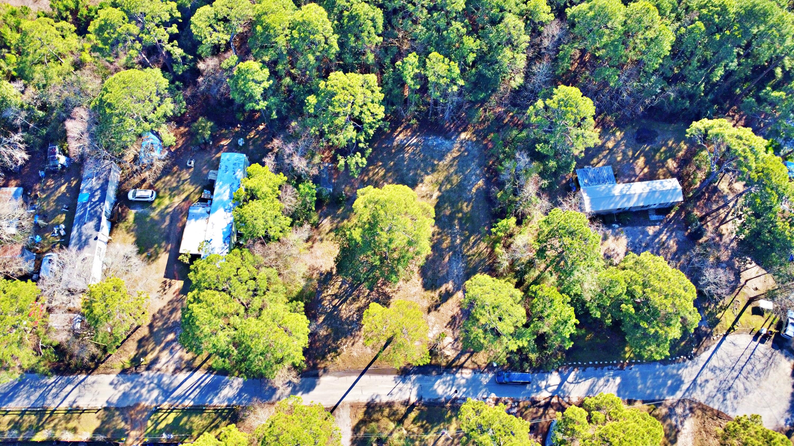 LARKER WOOD ESTATES - Land