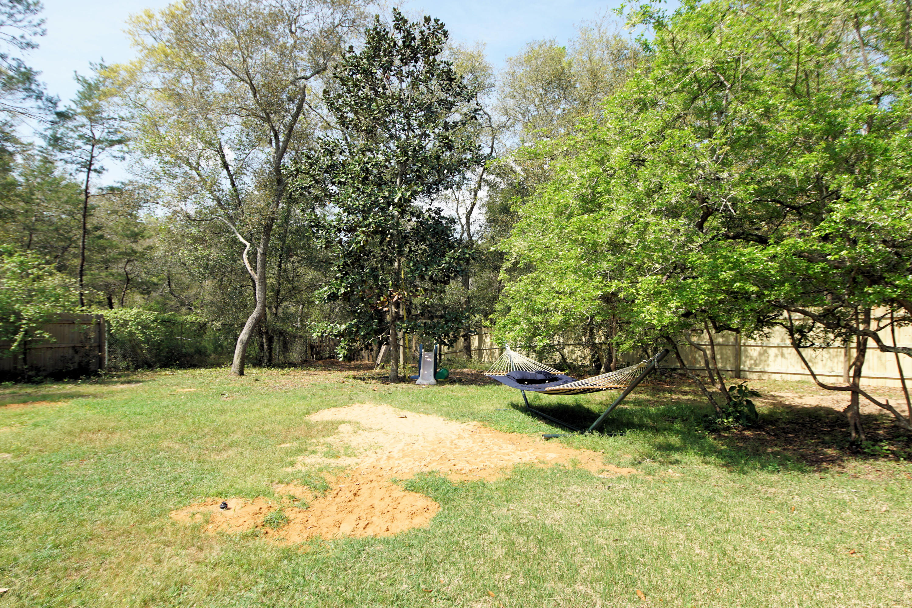 PARKWOOD ESTATES PH 1 BLUEWATER BAY - Residential