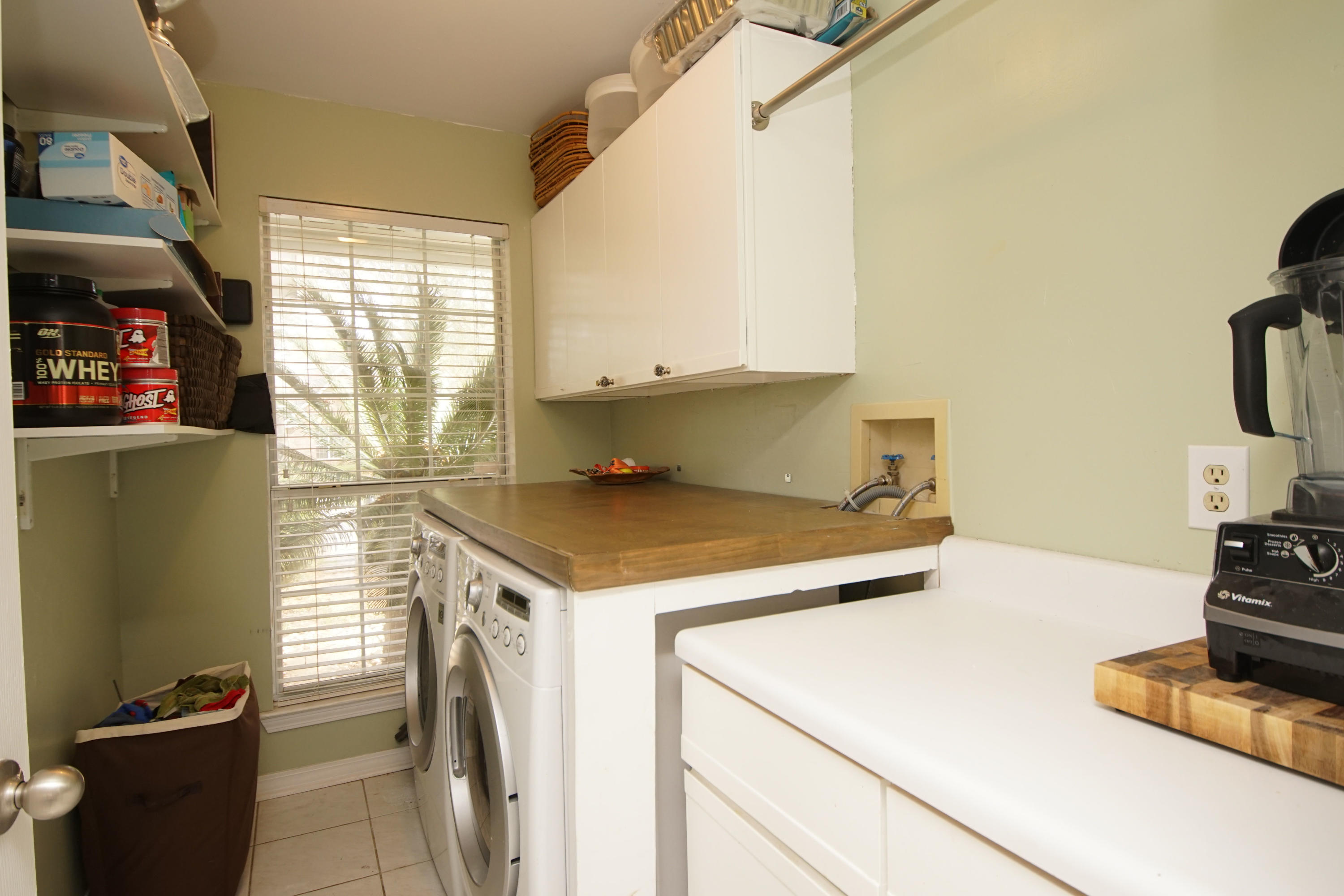 PARKWOOD ESTATES PH 1 BLUEWATER BAY - Residential