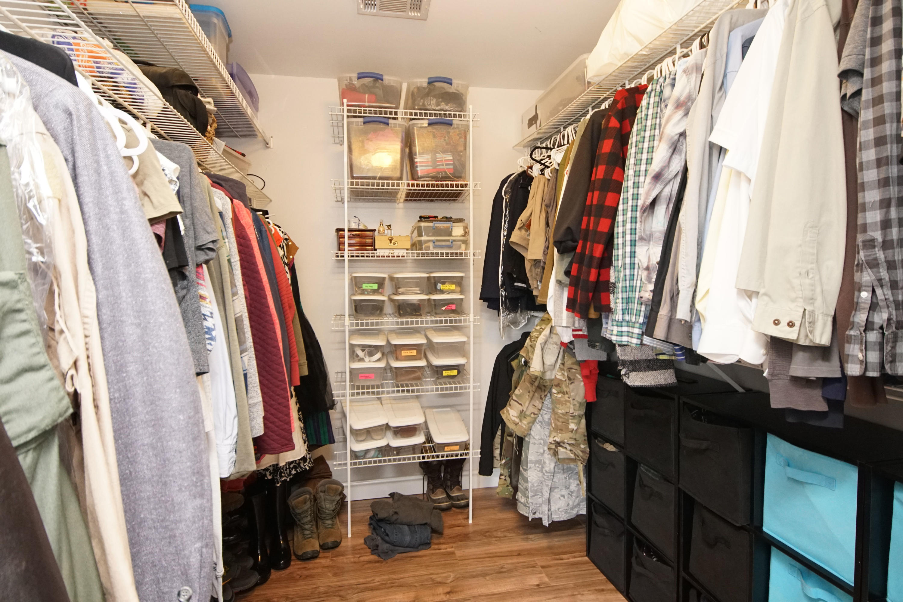 PARKWOOD ESTATES PH 1 BLUEWATER BAY - Residential