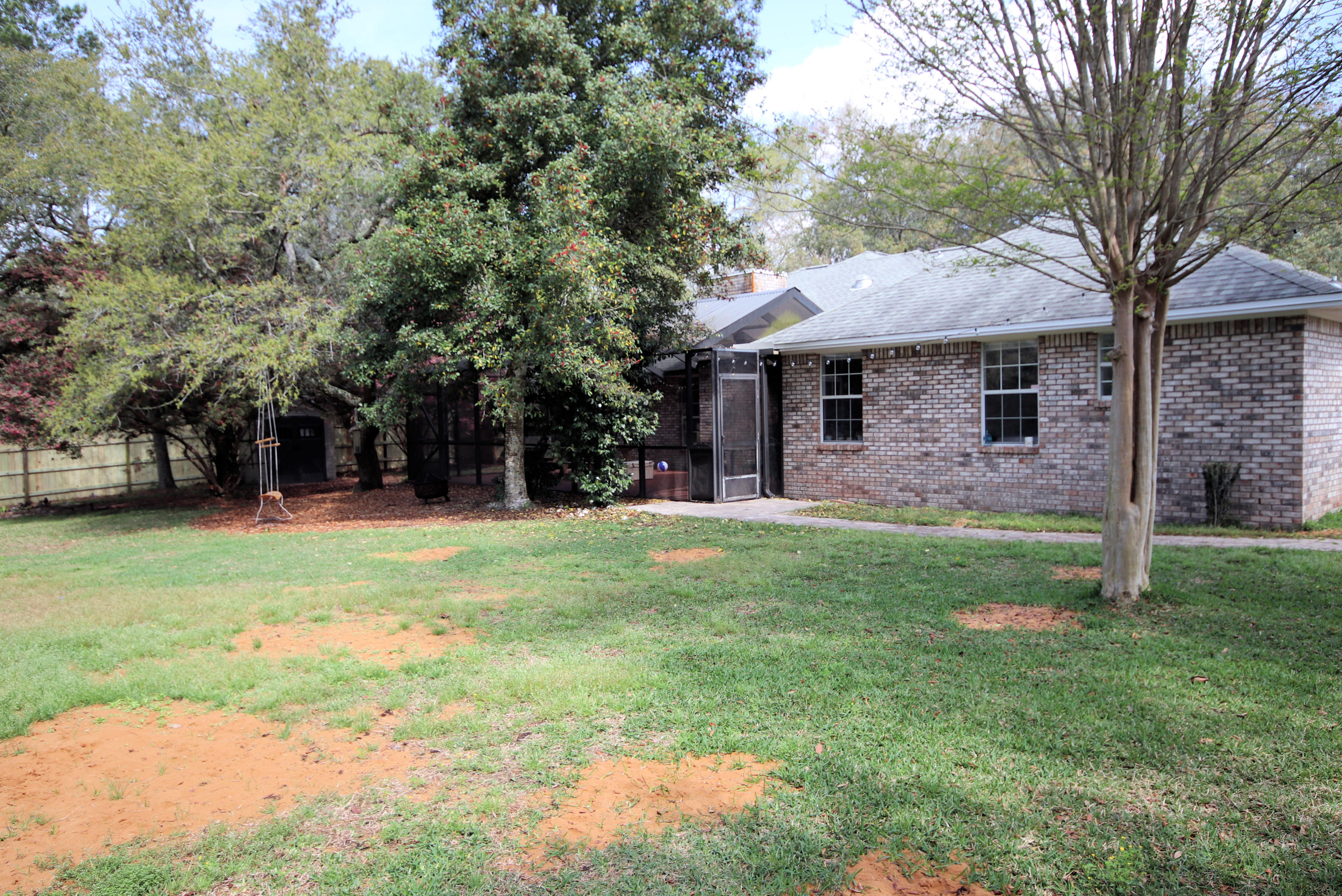 PARKWOOD ESTATES PH 1 BLUEWATER BAY - Residential