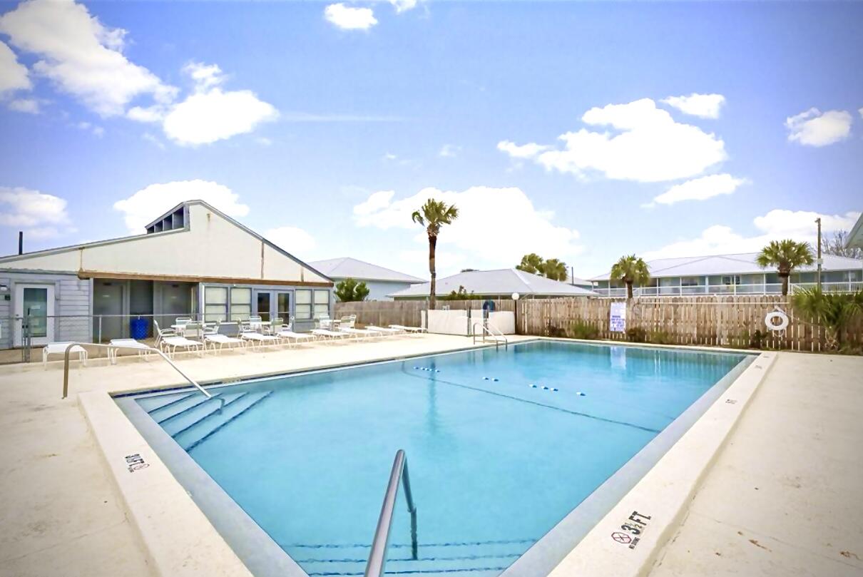 SOUTHWINDS III - Residential