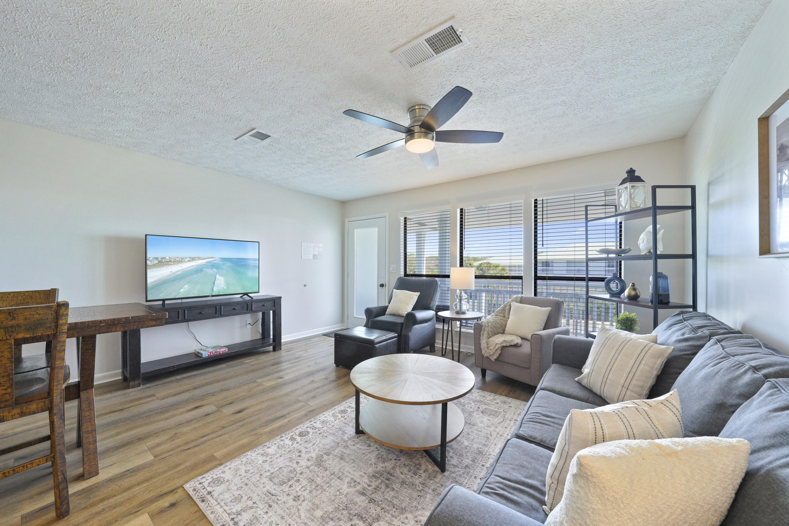 SOUTHWINDS III - Residential