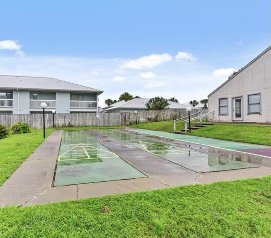 SOUTHWINDS III - Residential