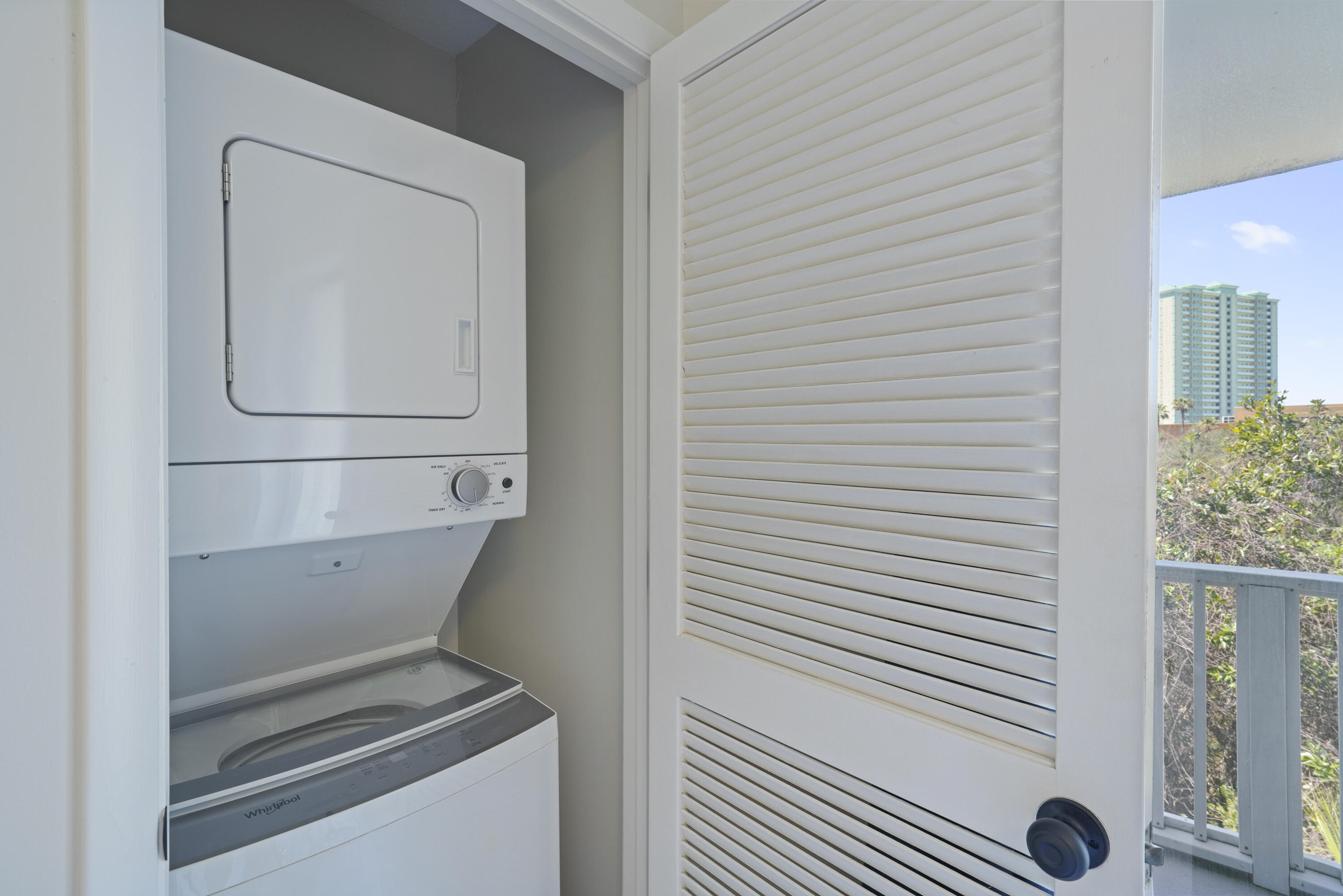 SOUTHWINDS III - Residential
