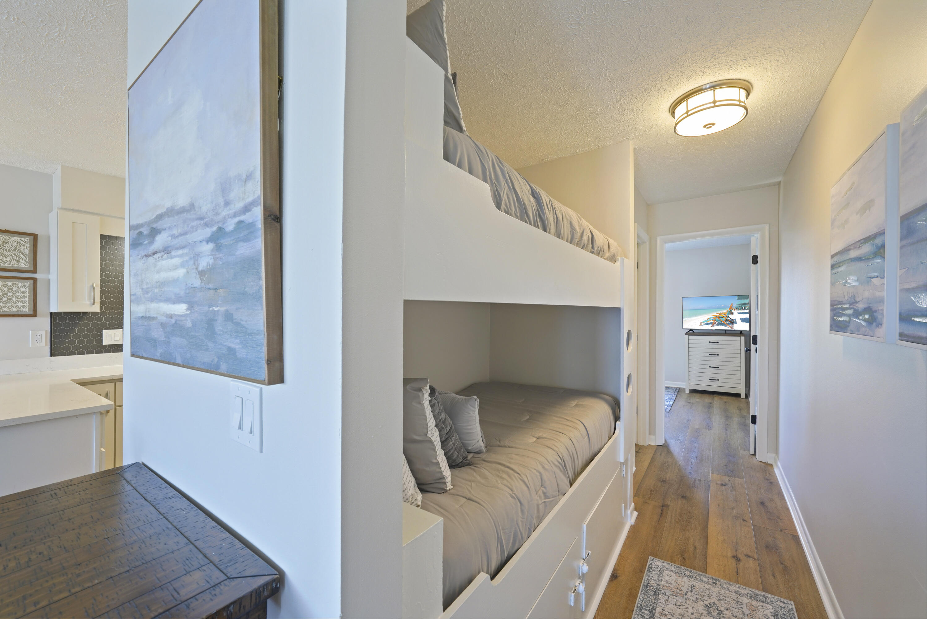 SOUTHWINDS III - Residential