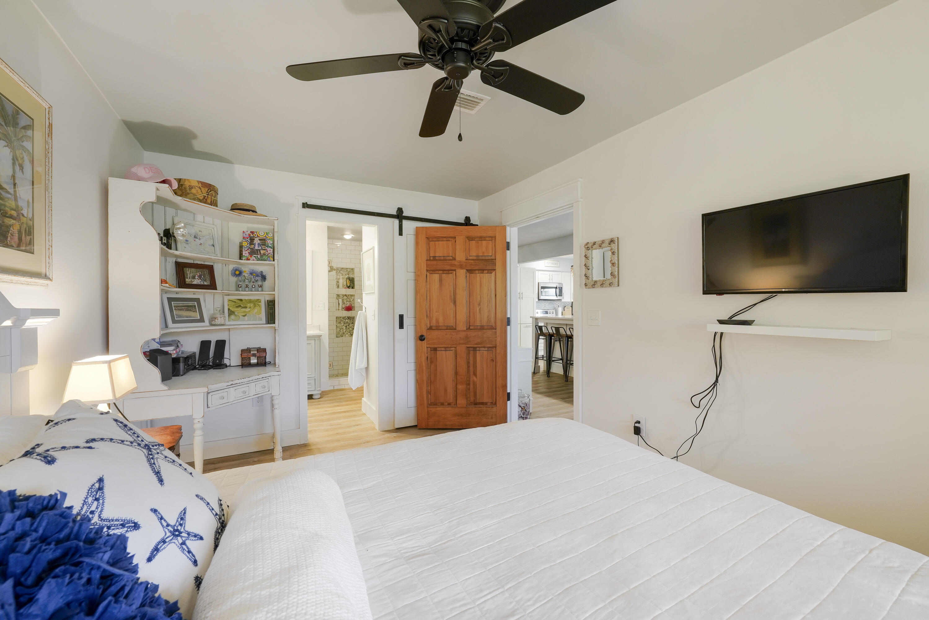 HOLIDAY SHORES EST 4TH ADDN - Residential